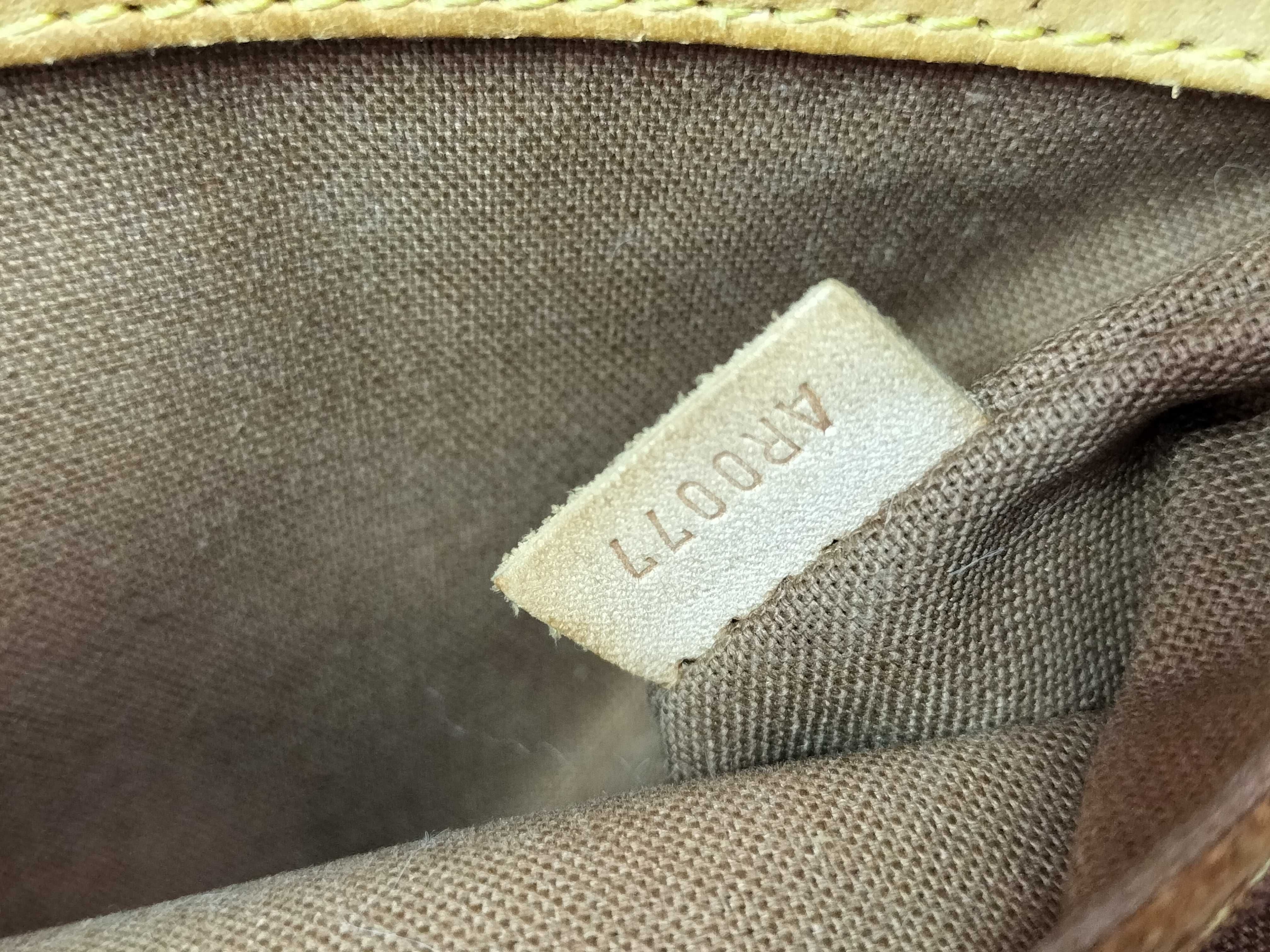 Monogram M51151 Cabas Mezzo Tote Bag — view 10
