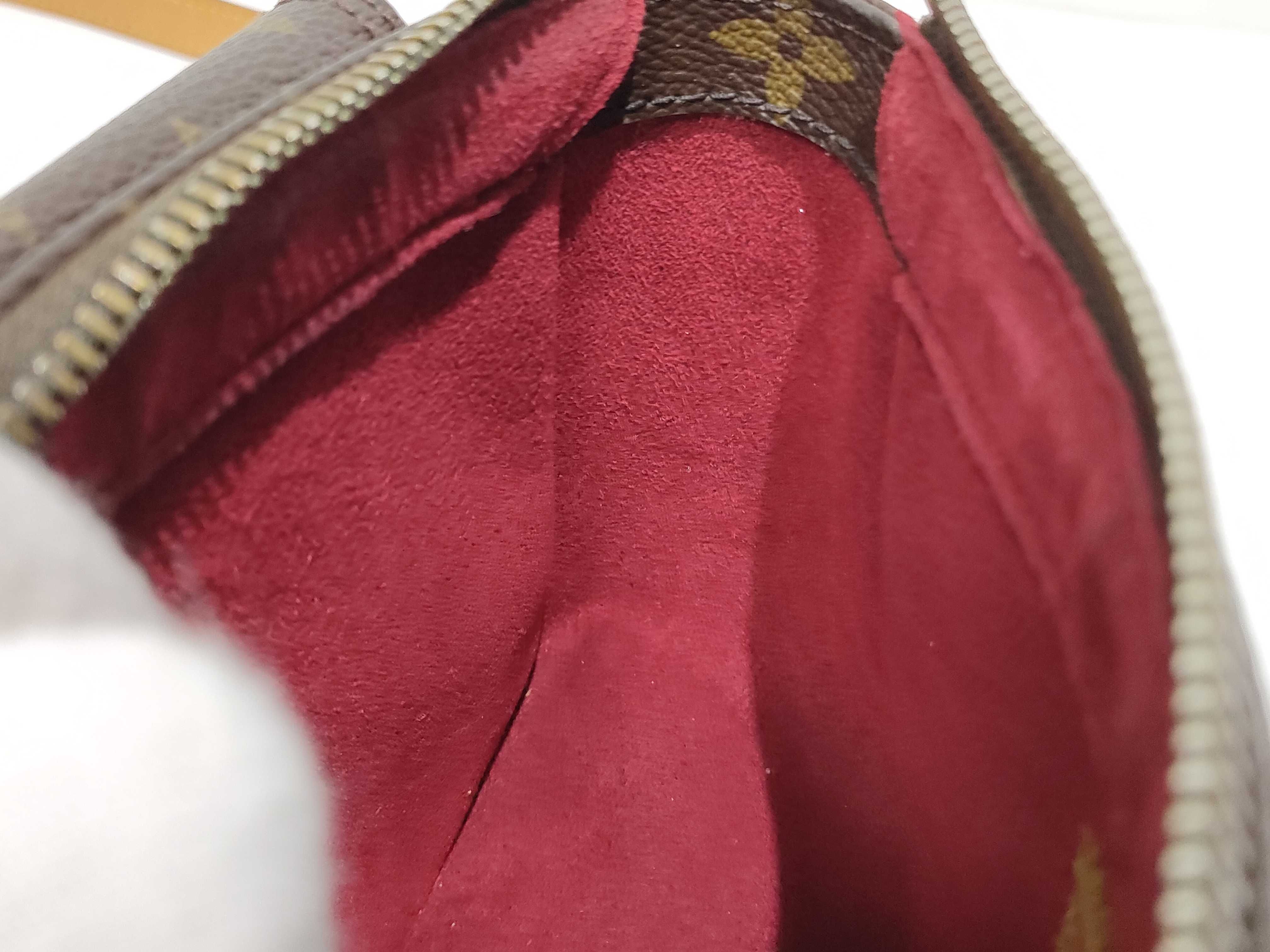 Viva Cite PM Shoulder Bag — view 11