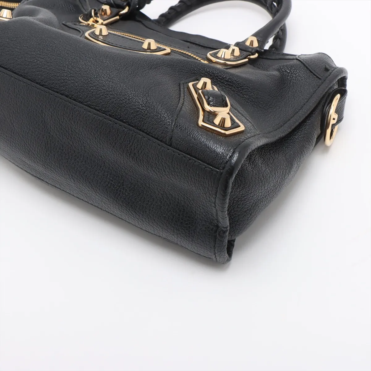 Classic Metal Edge City Leather 2-Way Handbag, Black, 432831, with Mirror — view 3