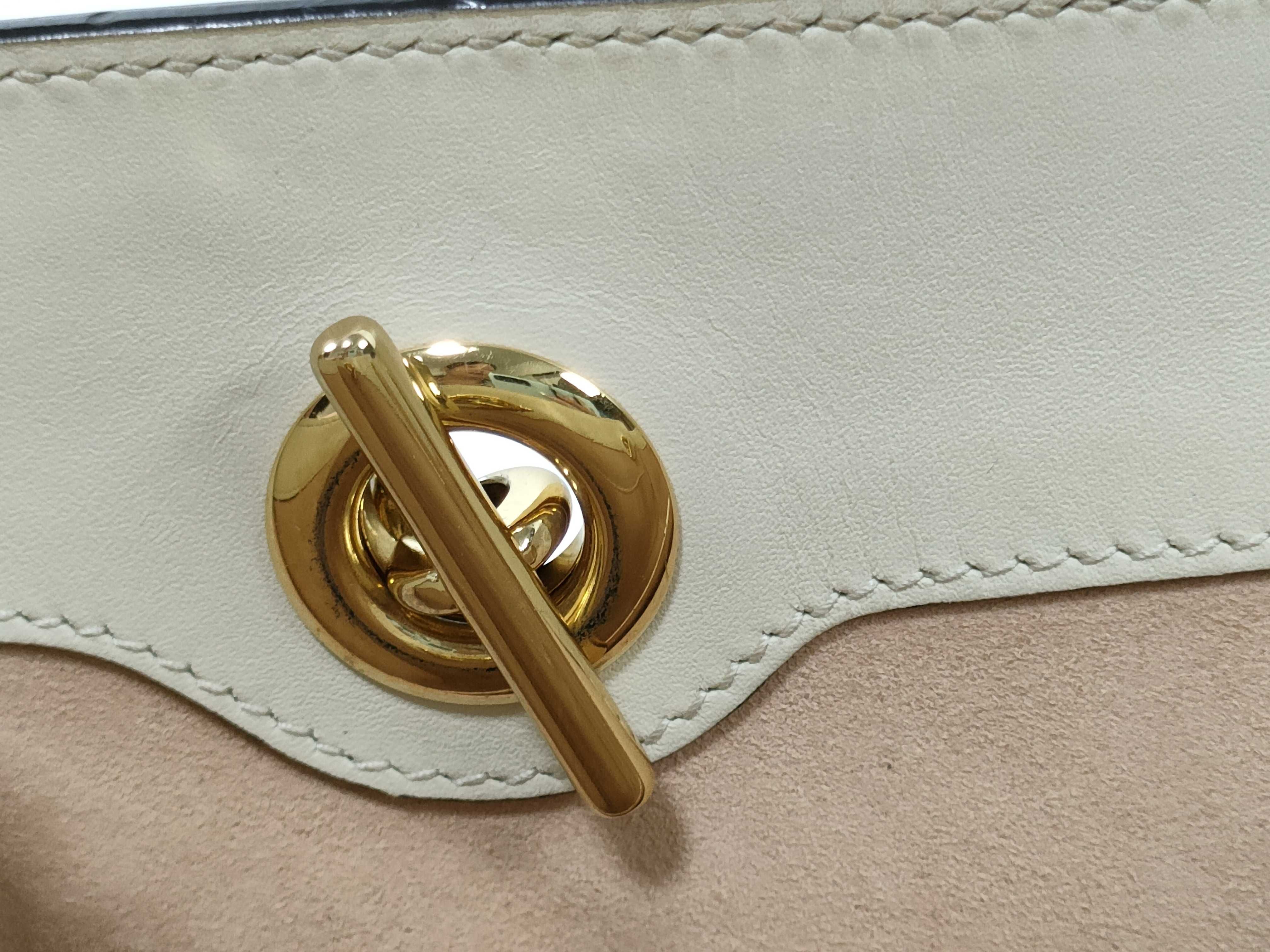 Padlock Chain Shoulder Bag — view 10