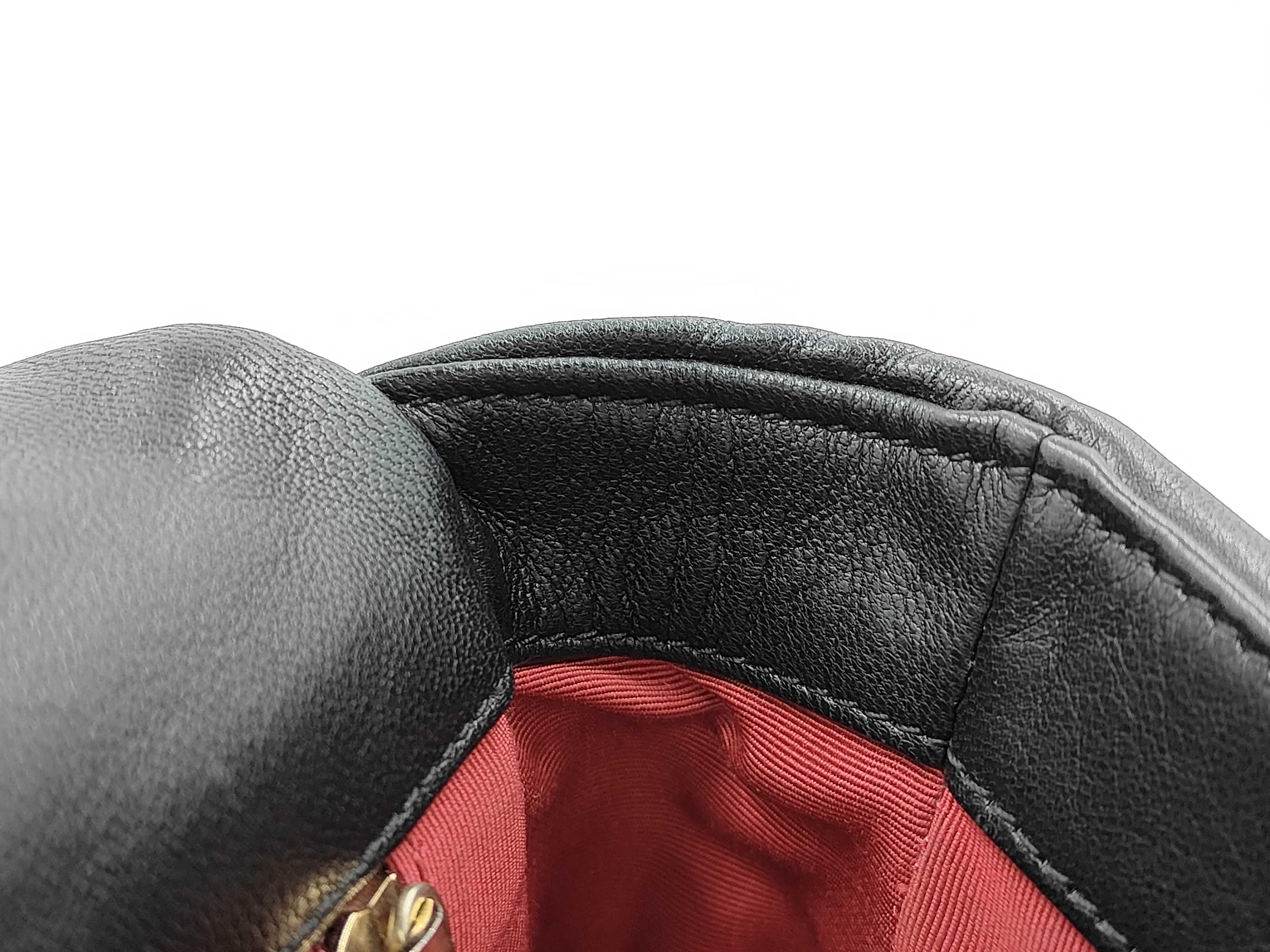 CHANEL19 Lambskin Chain Shoulder Bag Black Gold Shoulder Bag — view 7