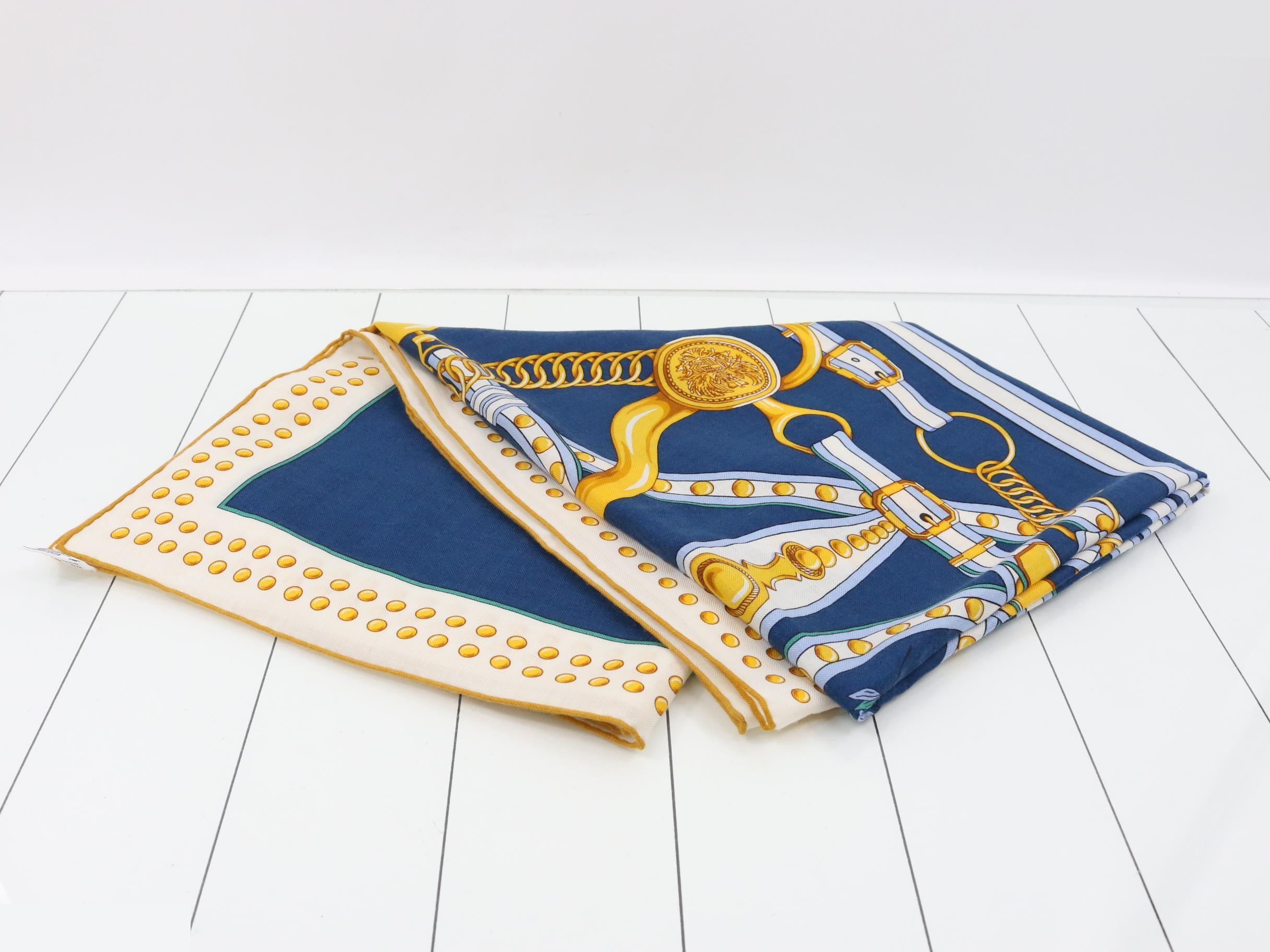 Large scarf — view 2