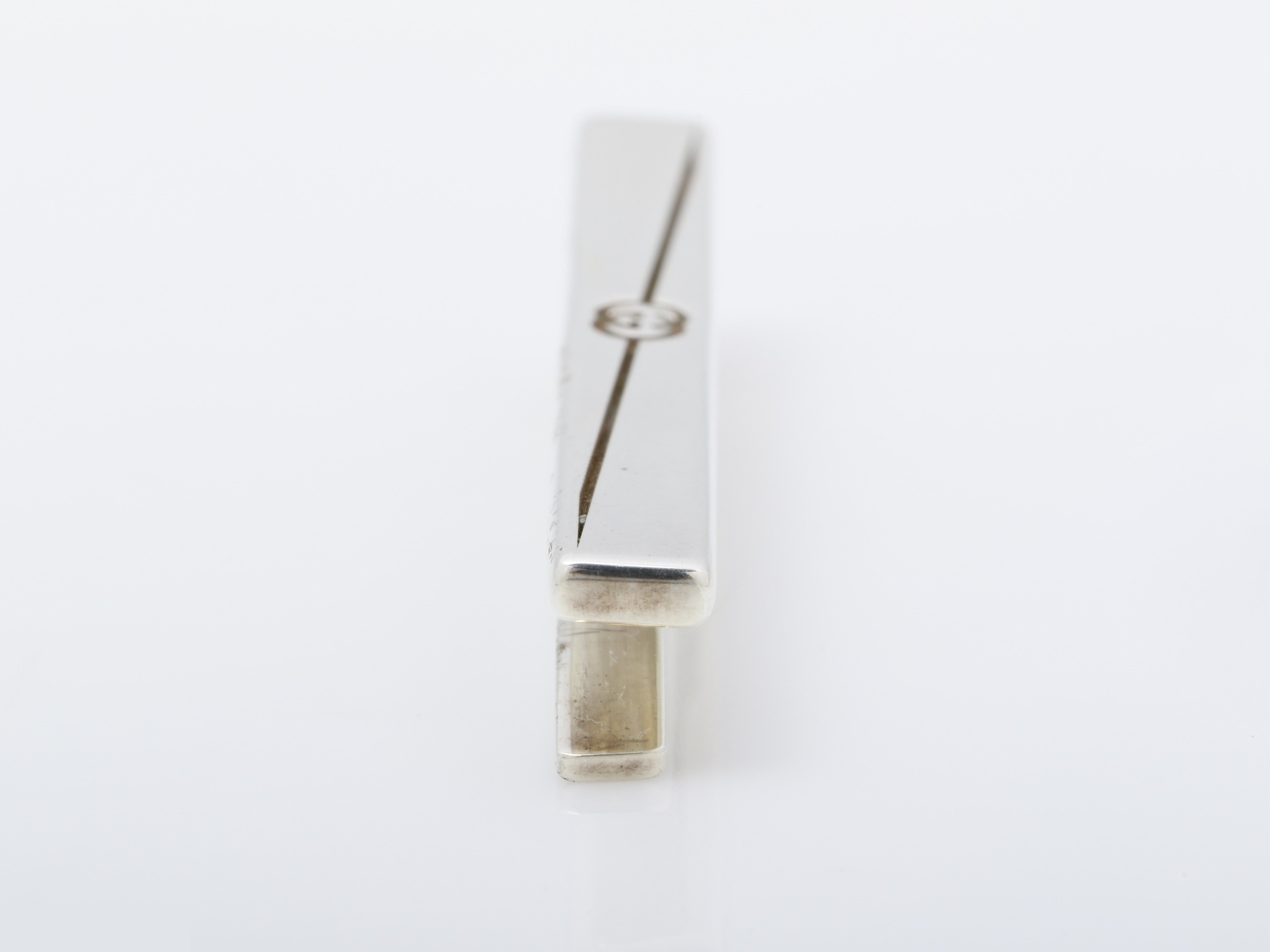SV925/11.0g Interlocking G tie pin with box and storage bag — view 3