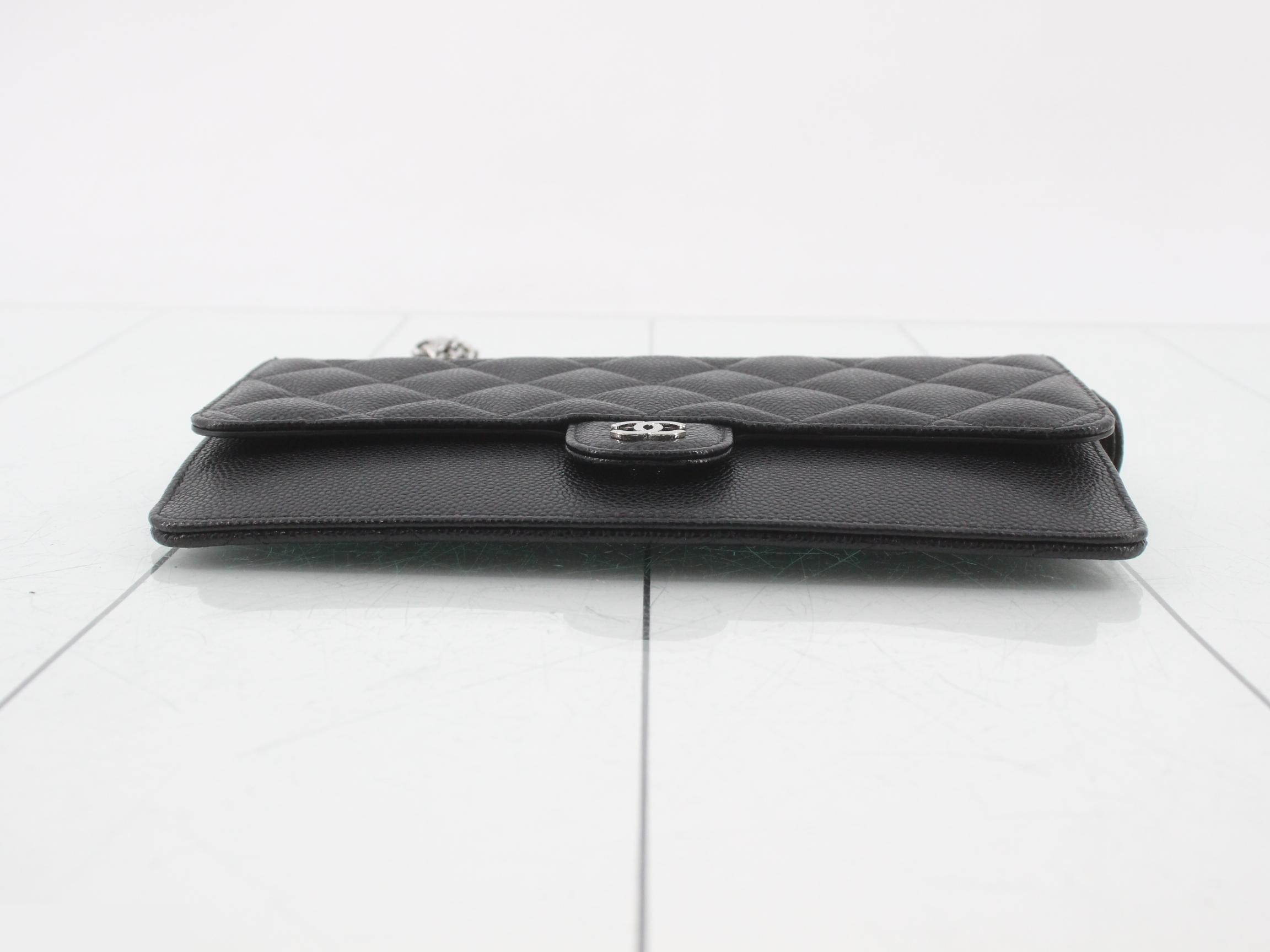 Caviar skin chain wallet — view 3