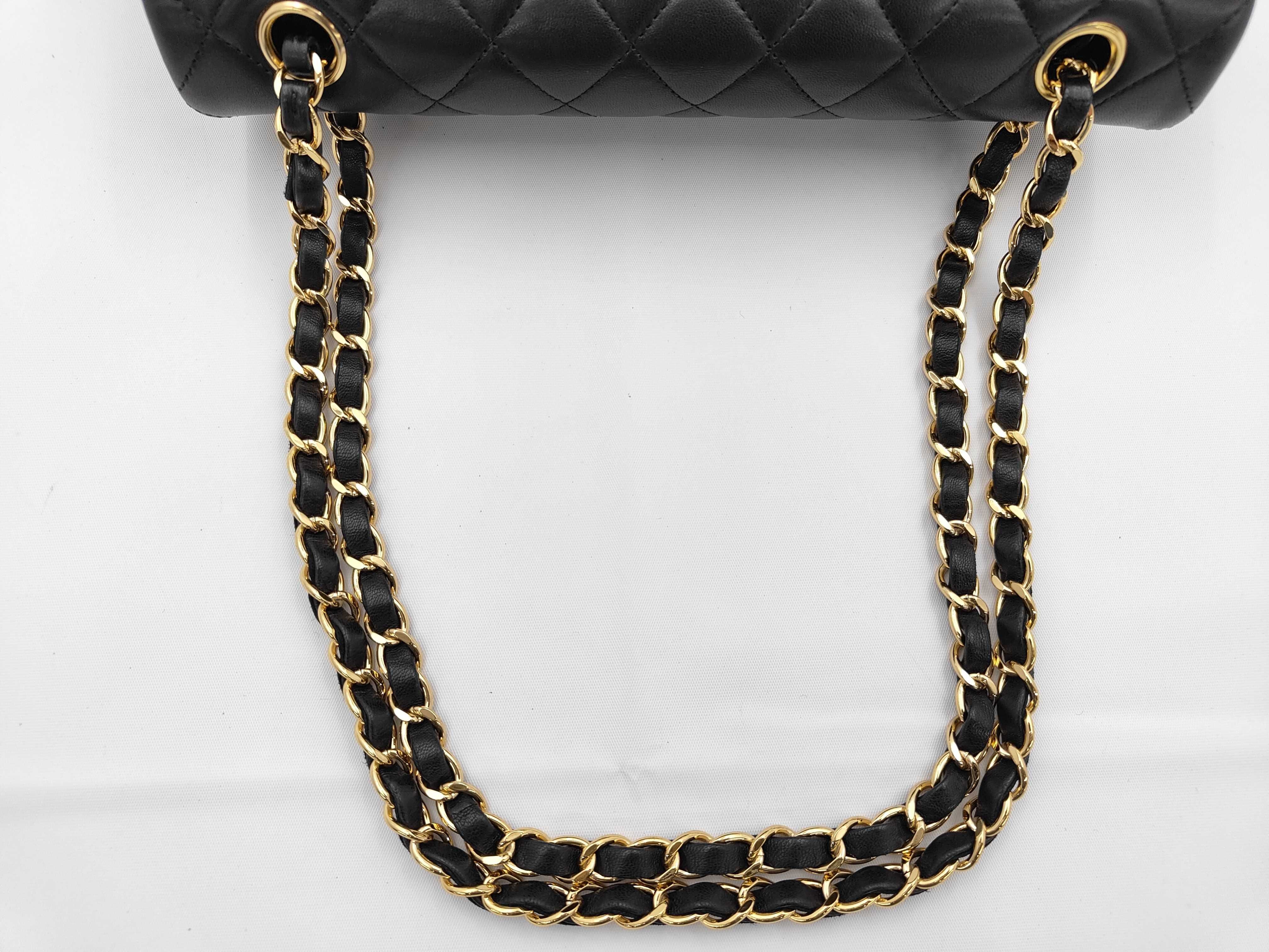 Matelassé 25 Double Flap Double Chain Lambskin Shoulder Bag — view 3