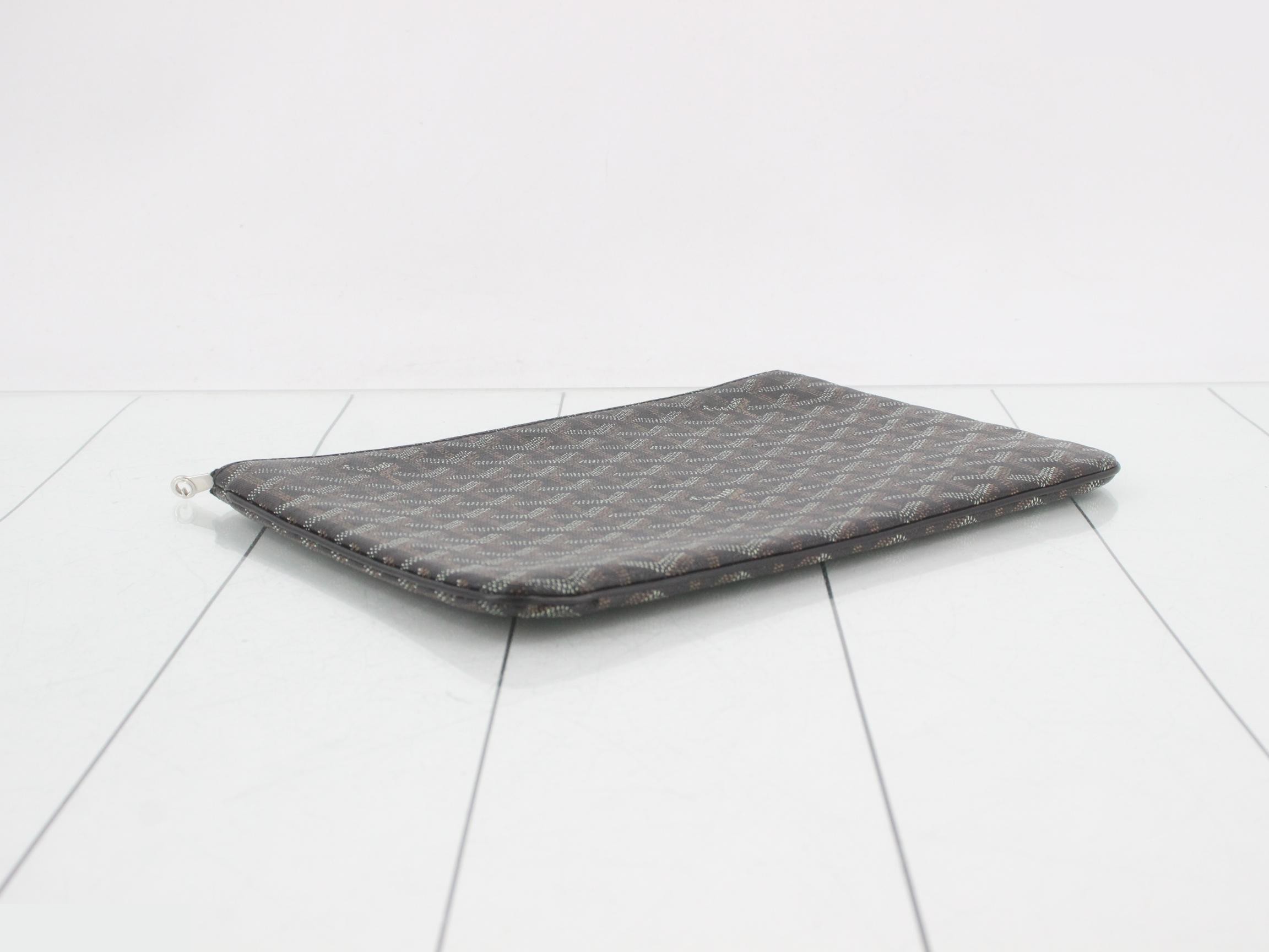 Sena MM Clutch Bag — view 5