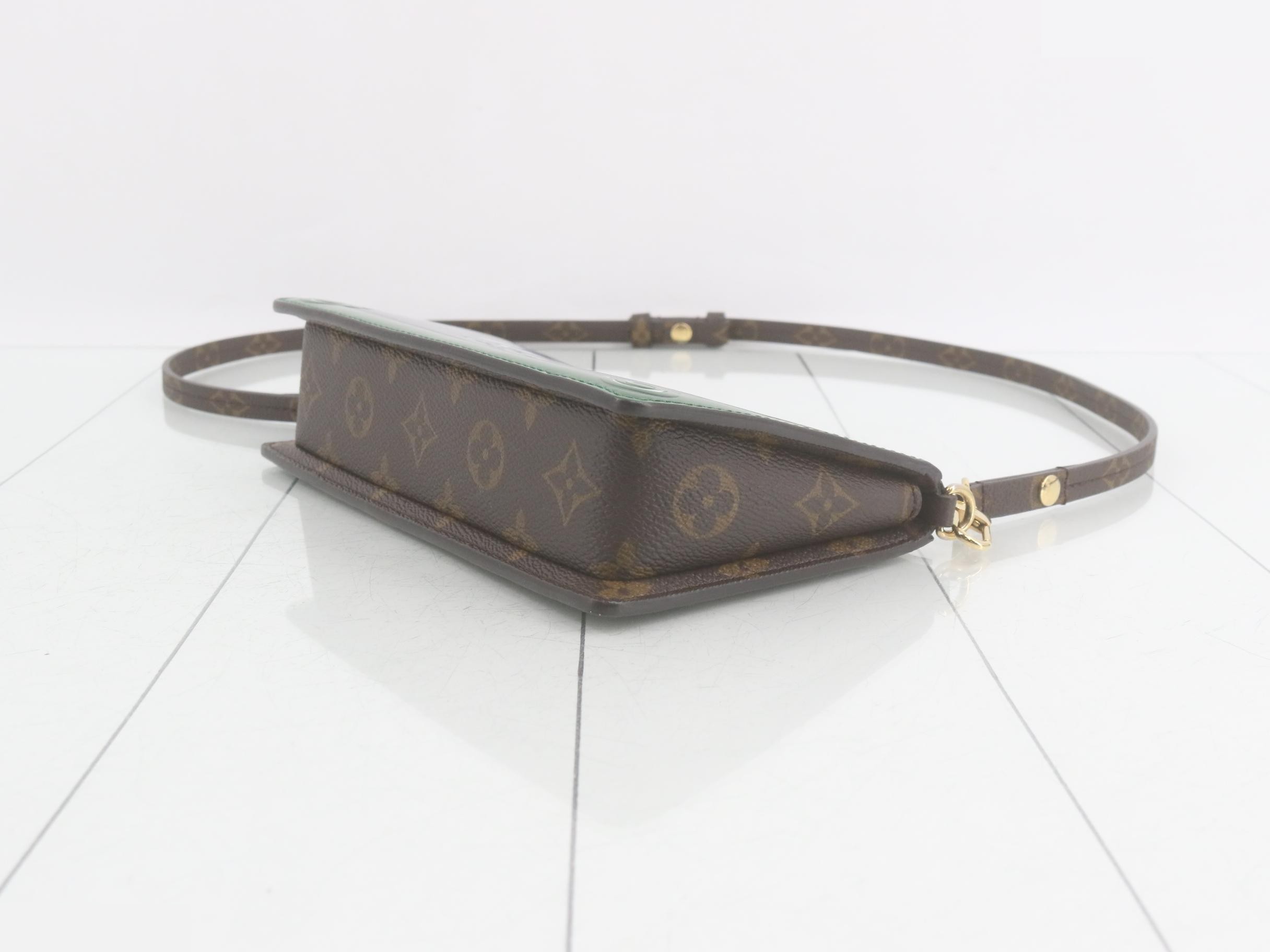 Street Sign Lexington 2-Way Shoulder Bag — view 6