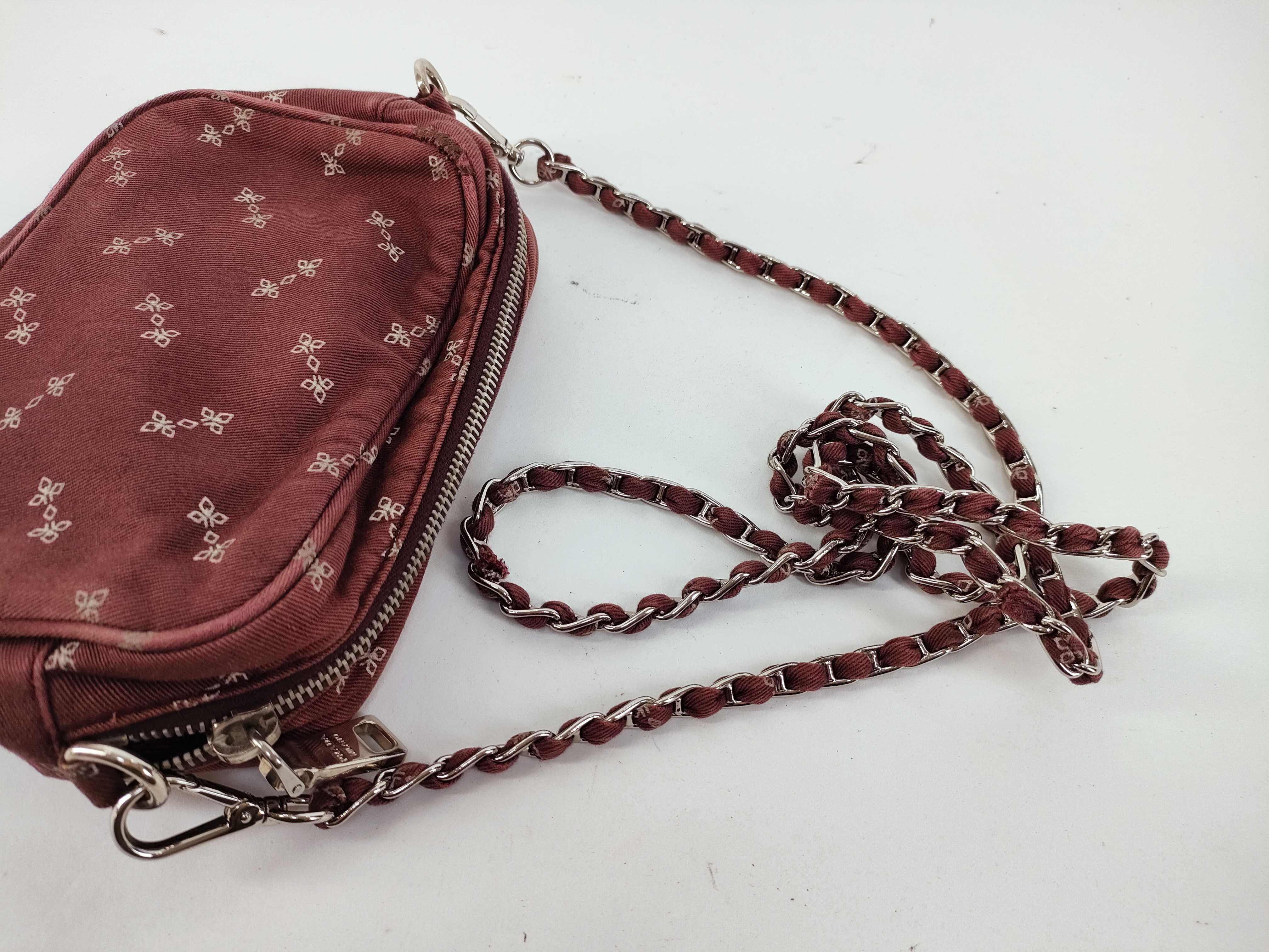 Chain Shoulder Bag — view 3