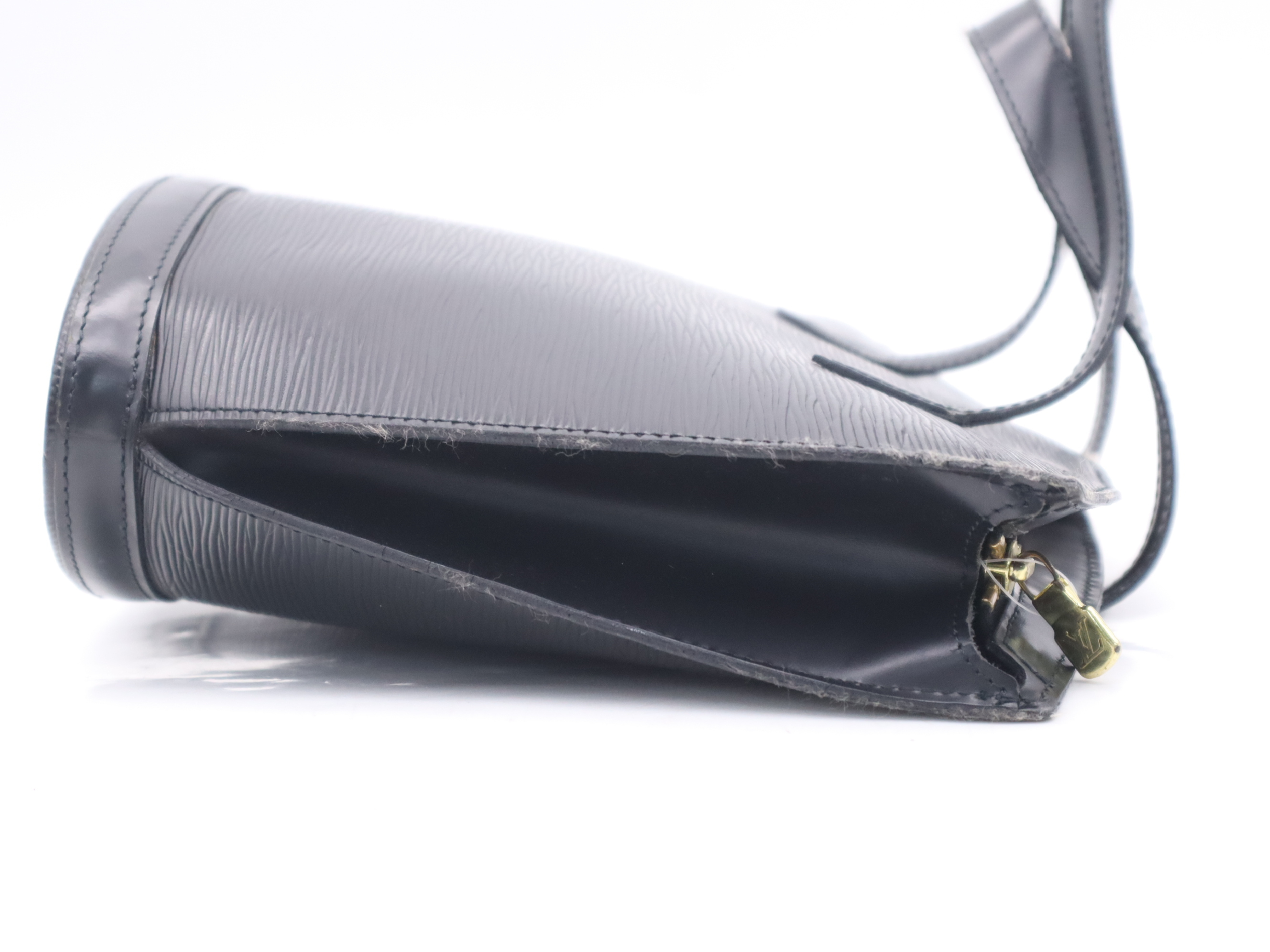 M52272 Epi Saint Jacques Noir Shoulder Bag — view 5