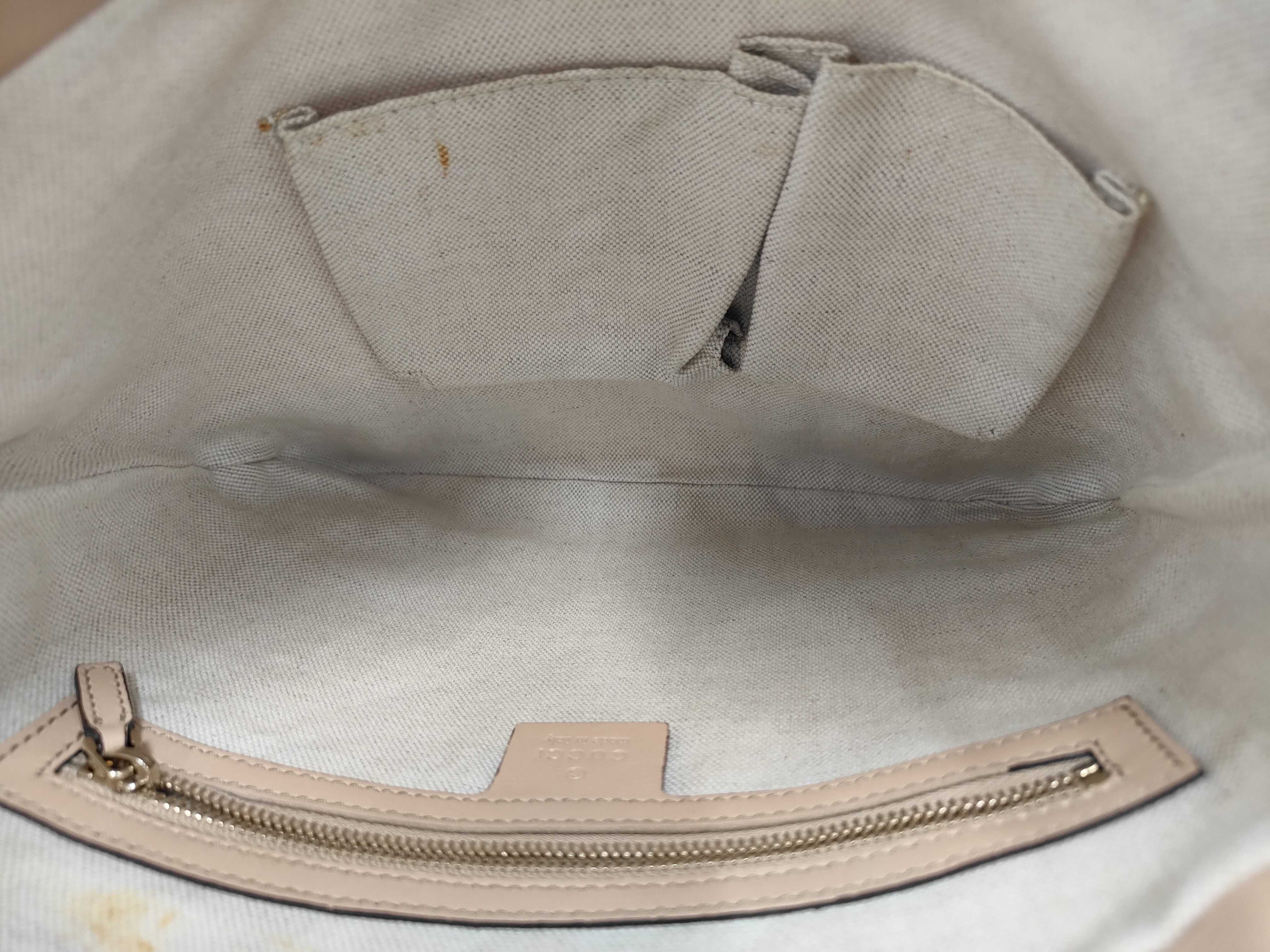 GG Canvas Shoulder Bag GG Canvas Leather 257072 Shoulder Bag — view 8