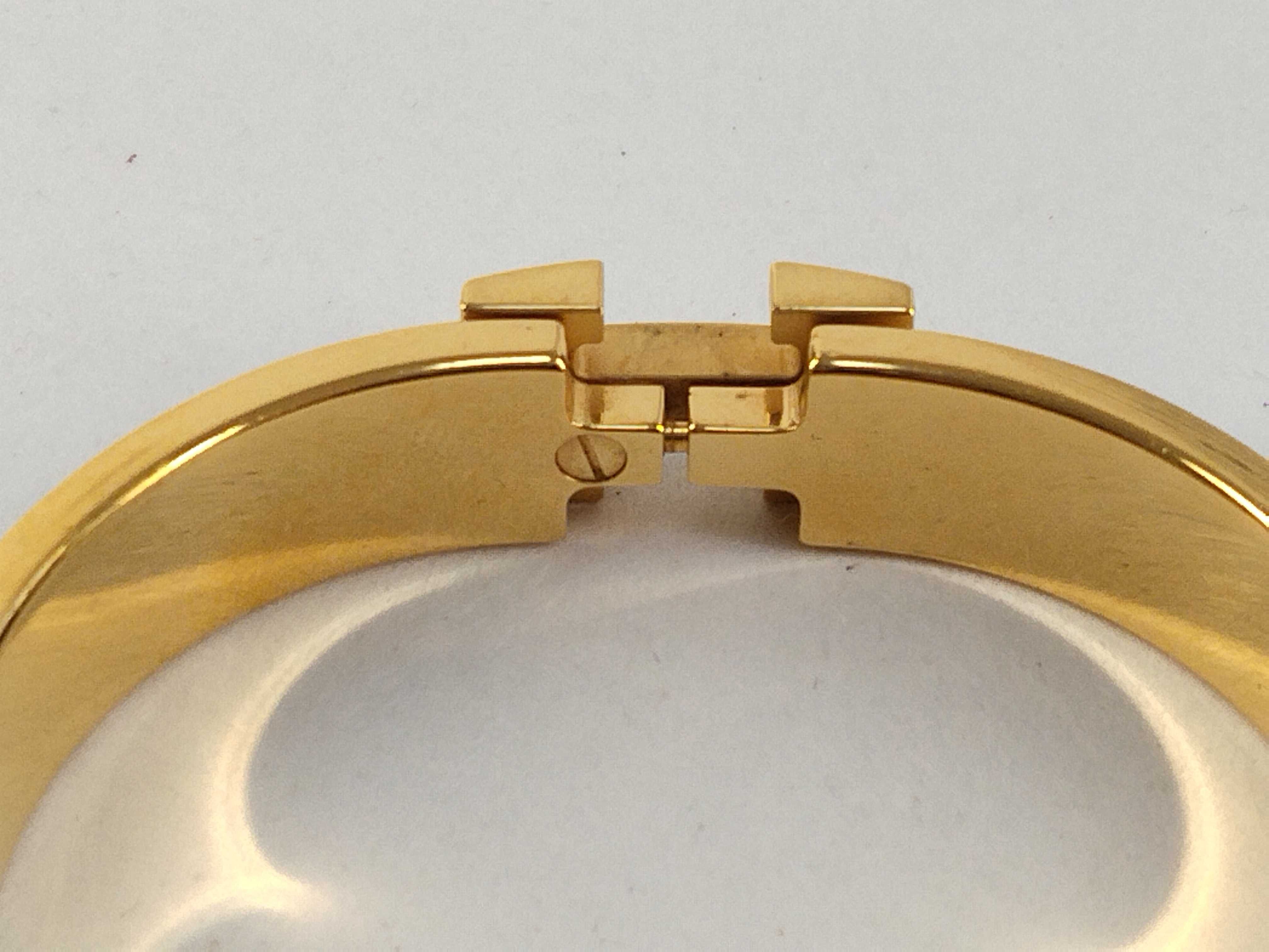 Click H Enamel Bracelet (Bracelet/Bangle) — view 3