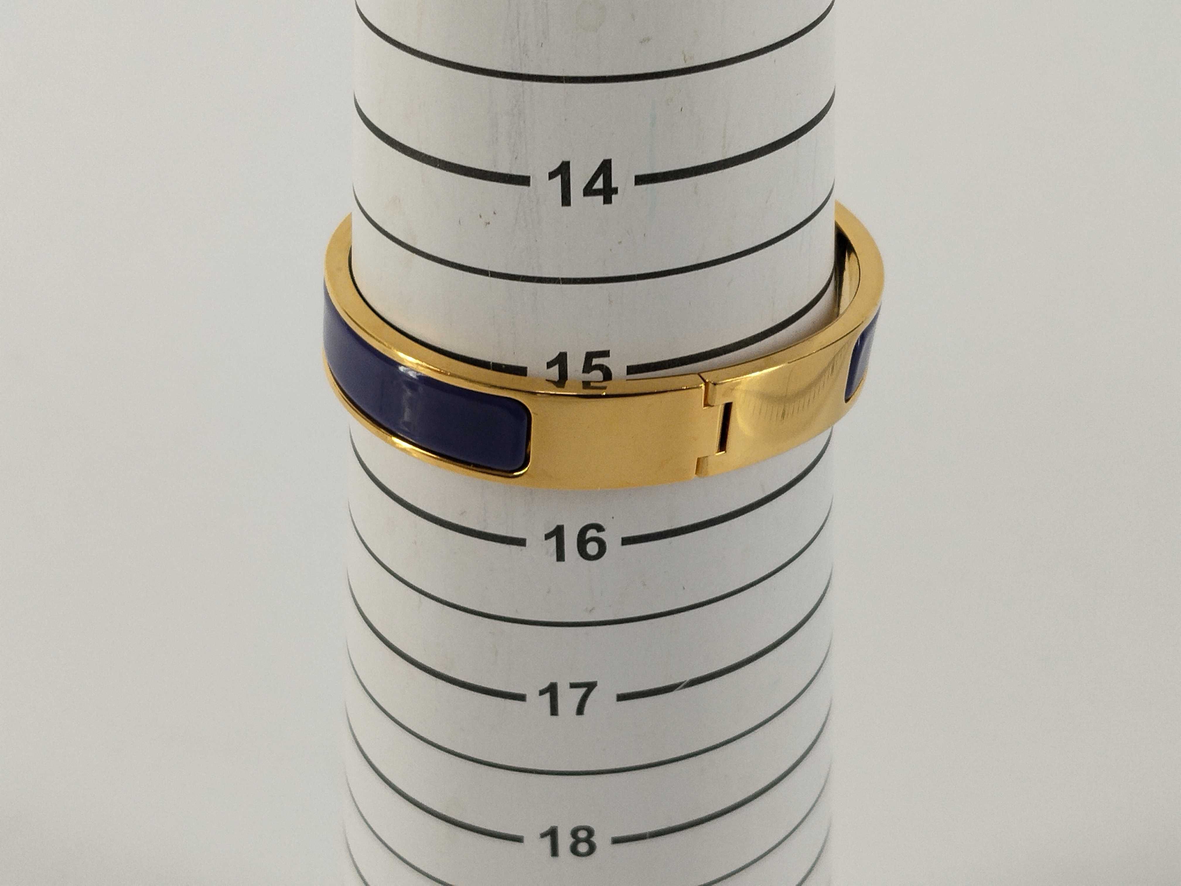 Click H Enamel Bracelet (Bracelet/Bangle) — view 10