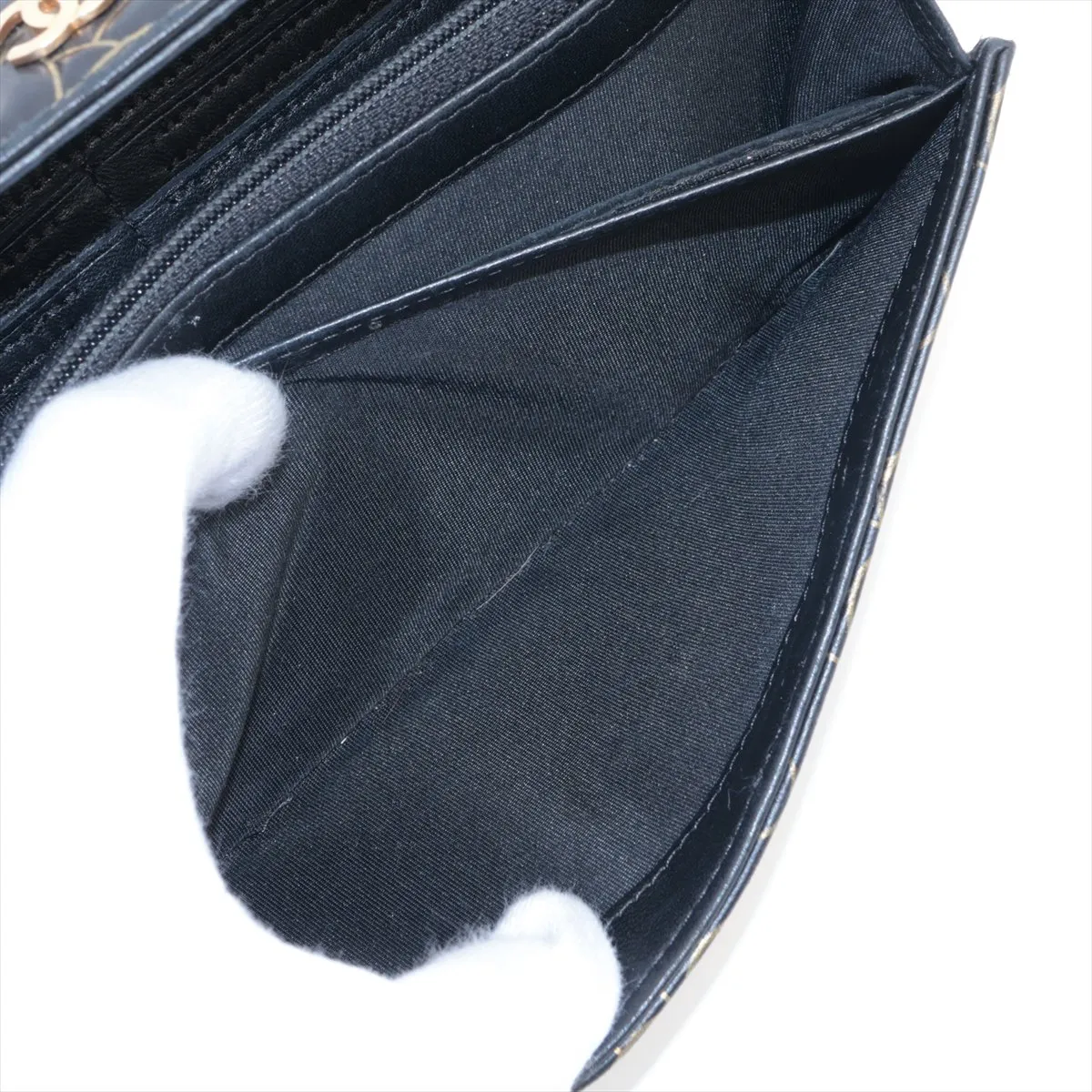 Camellia Lambskin Long Wallet, Black with Gold Hardware, 21563124 — view 8