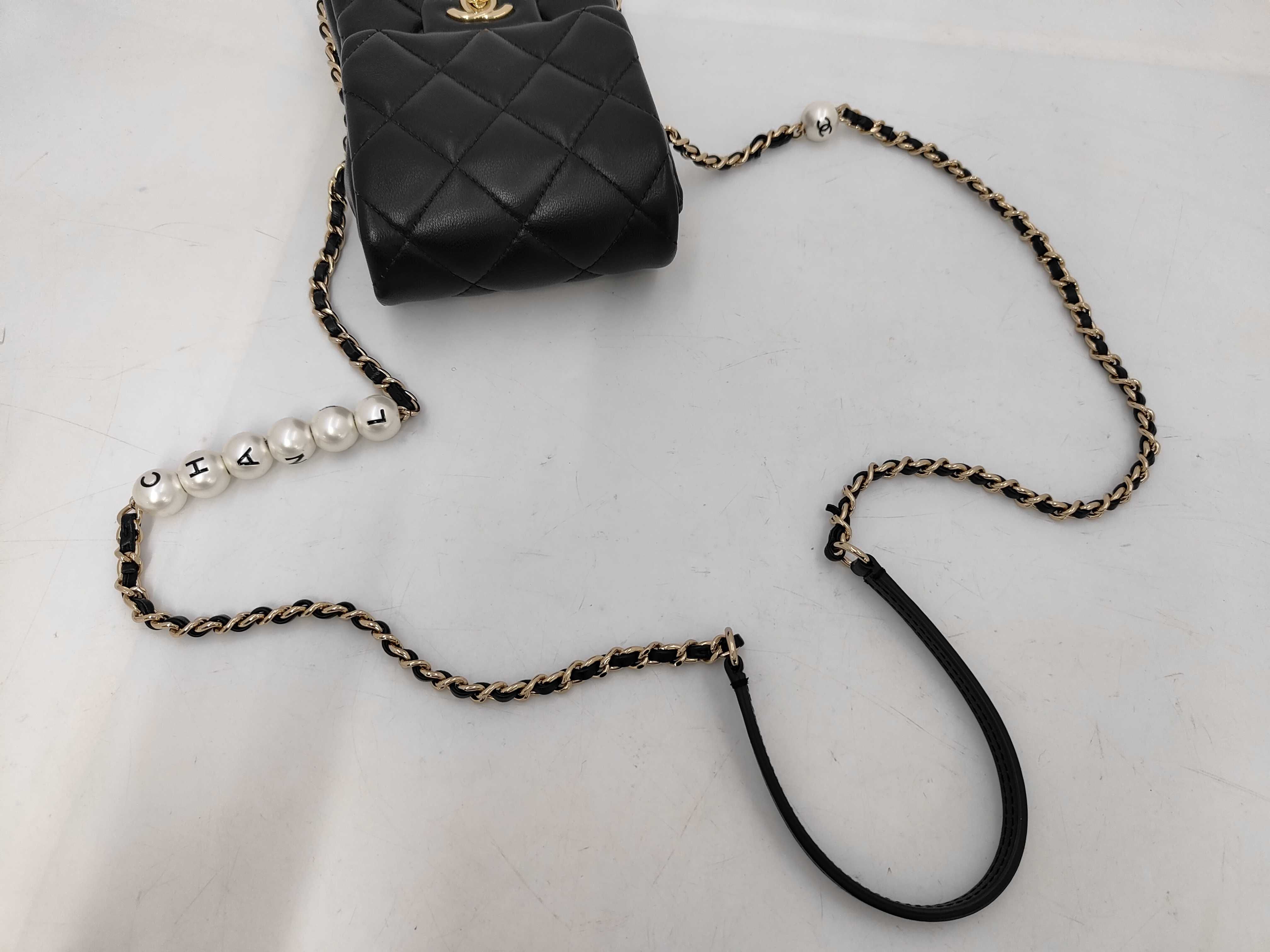 Matelassé Phone Pouch Smartphone Case Black Lambskin Chain Shoulder Bag with Gold Hardware — view 3