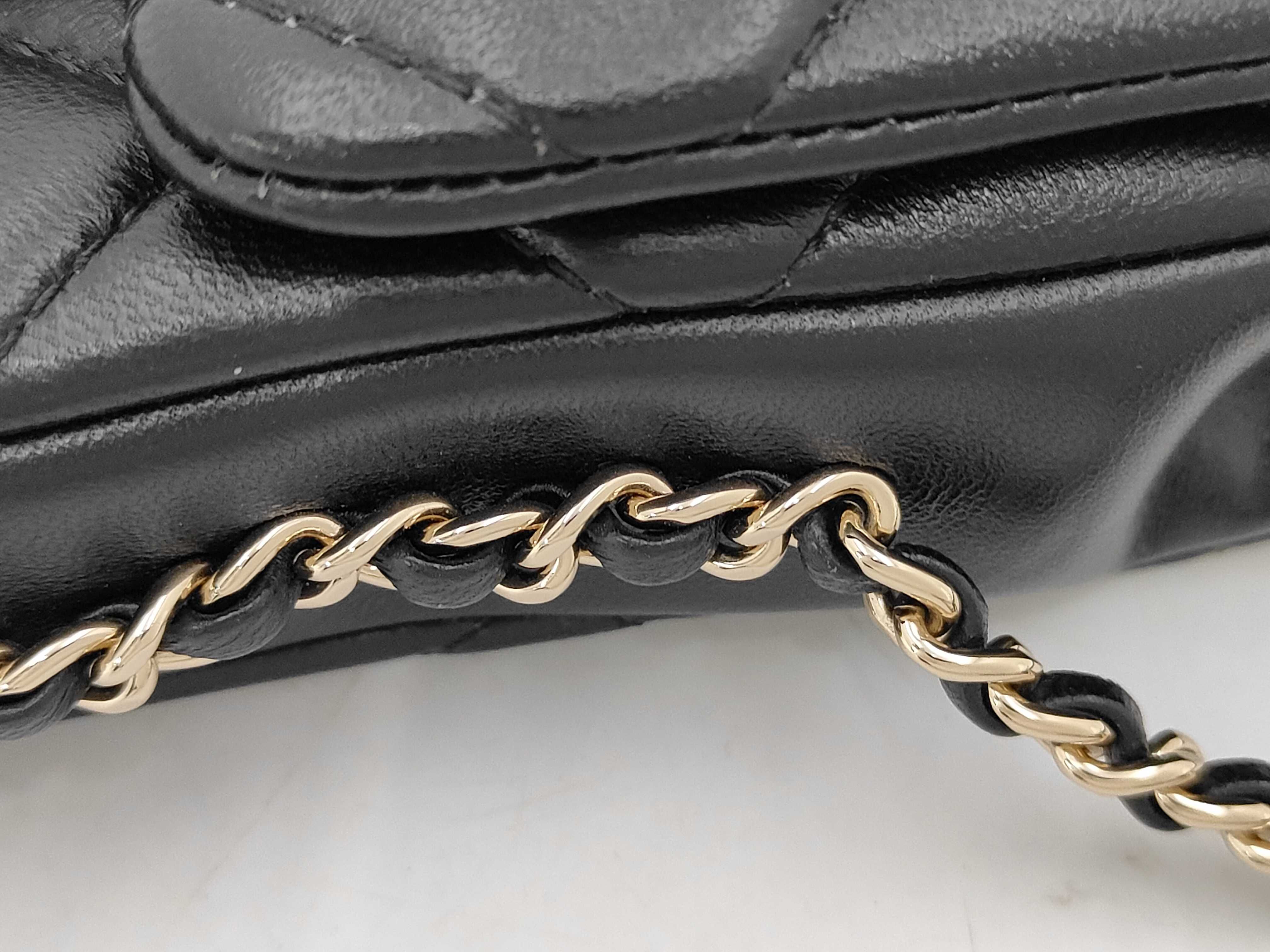 Matelassé Phone Pouch Smartphone Case Black Lambskin Chain Shoulder Bag with Gold Hardware — view 5