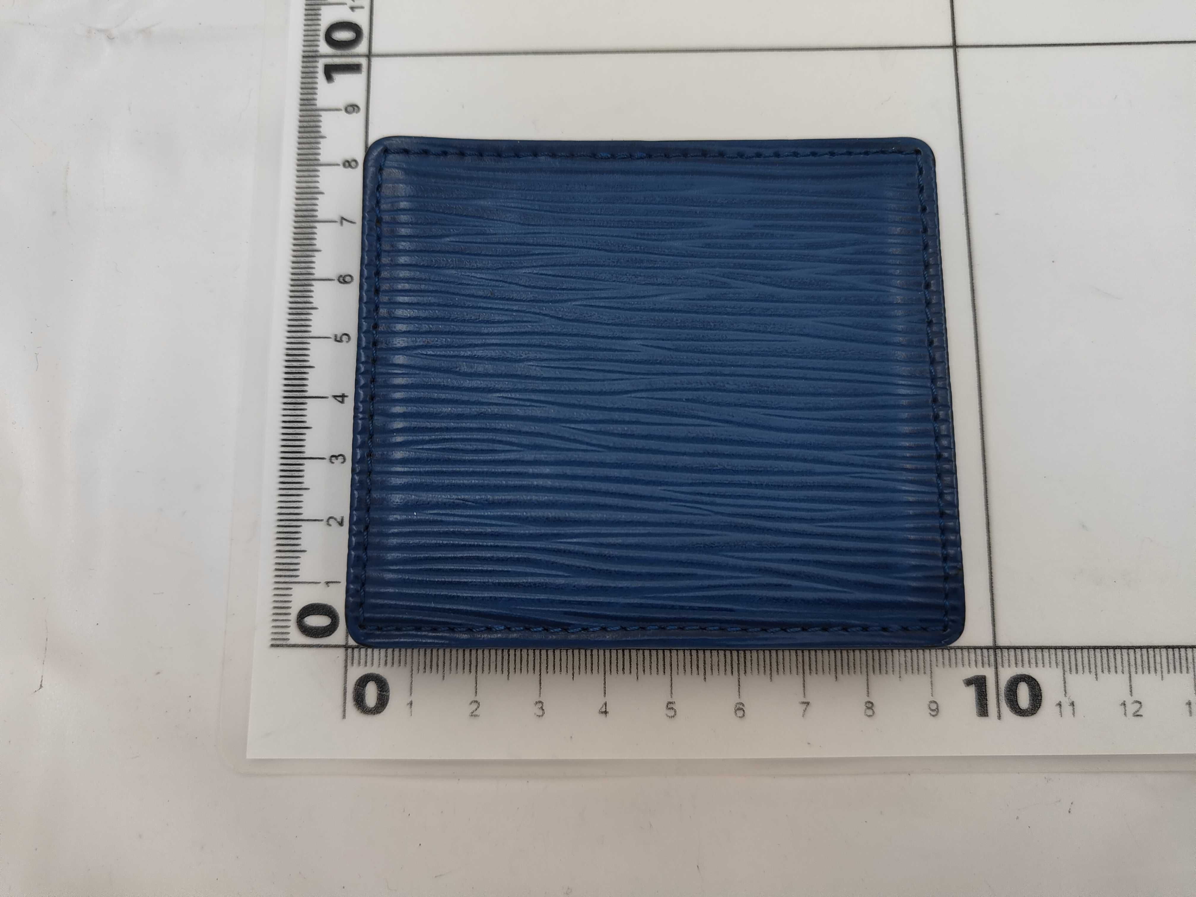 M63695 Epi Boite Toledo Blue Coin Case — view 2