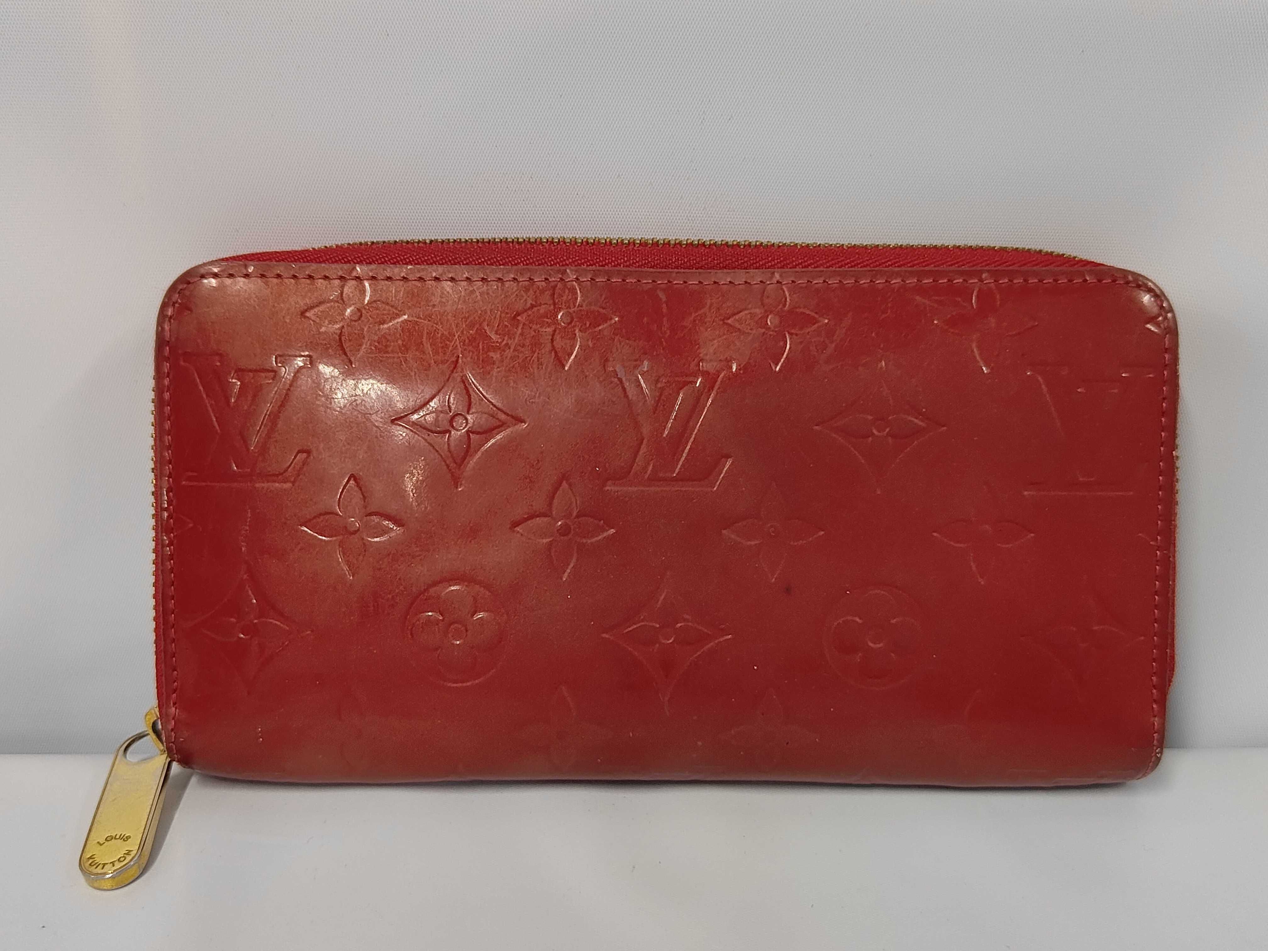 Vernis Zippy Wallet