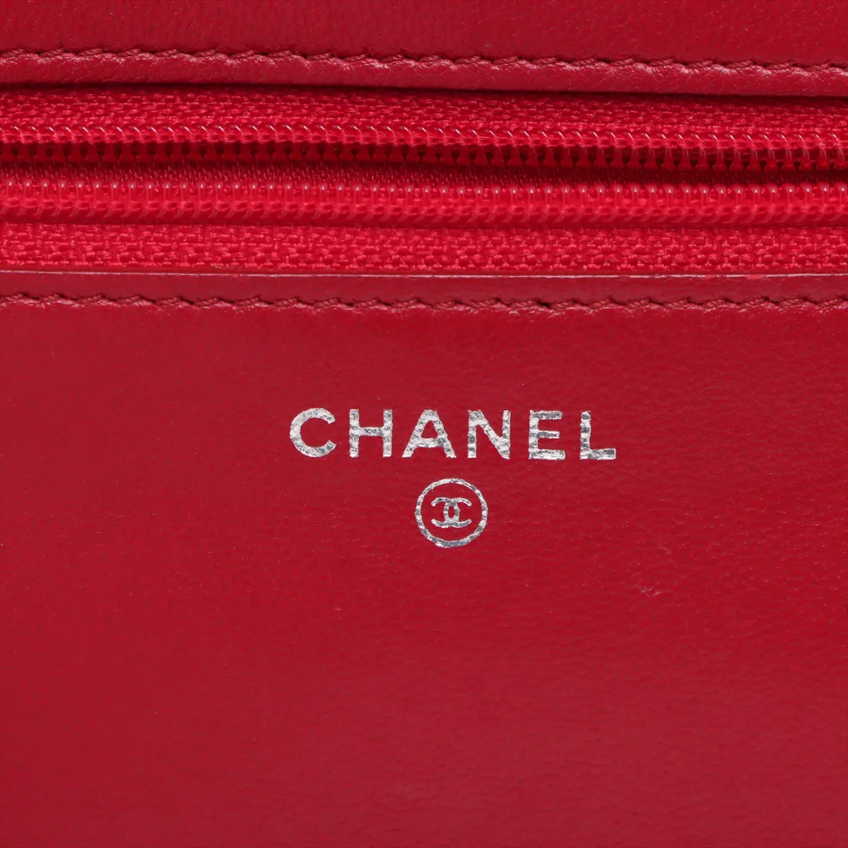 Camellia Leather Chain Wallet Red Silver Hardware 19067060 No. 19 — view 10