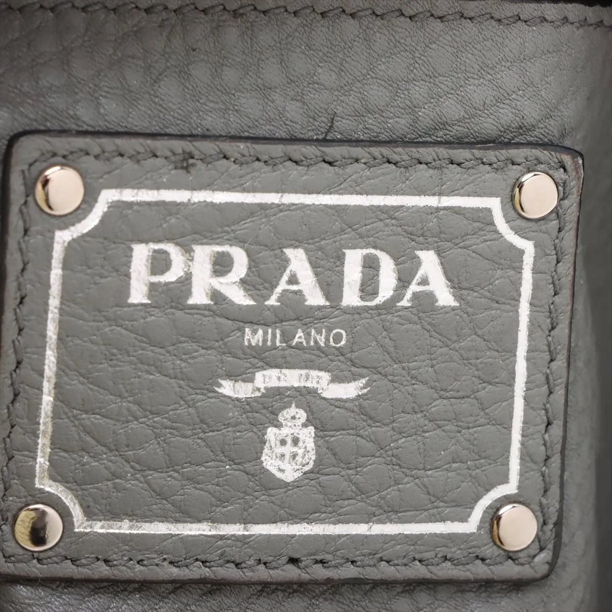 Vitello Dino Leather 2WAY Handbag Gray Cadena Unlocking Problem — view 12