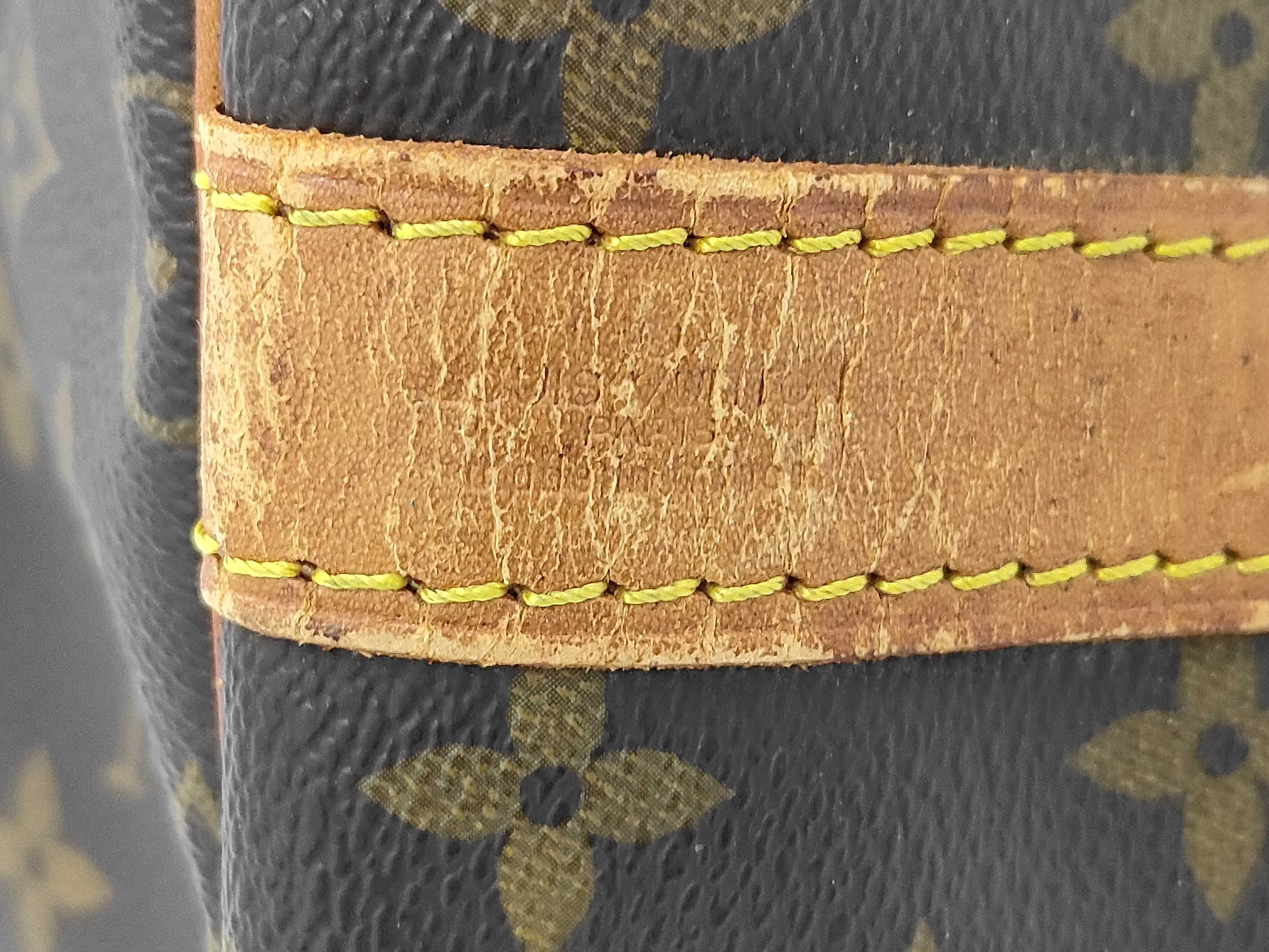 Monogram LV Bandoulière Boston Bag — view 11