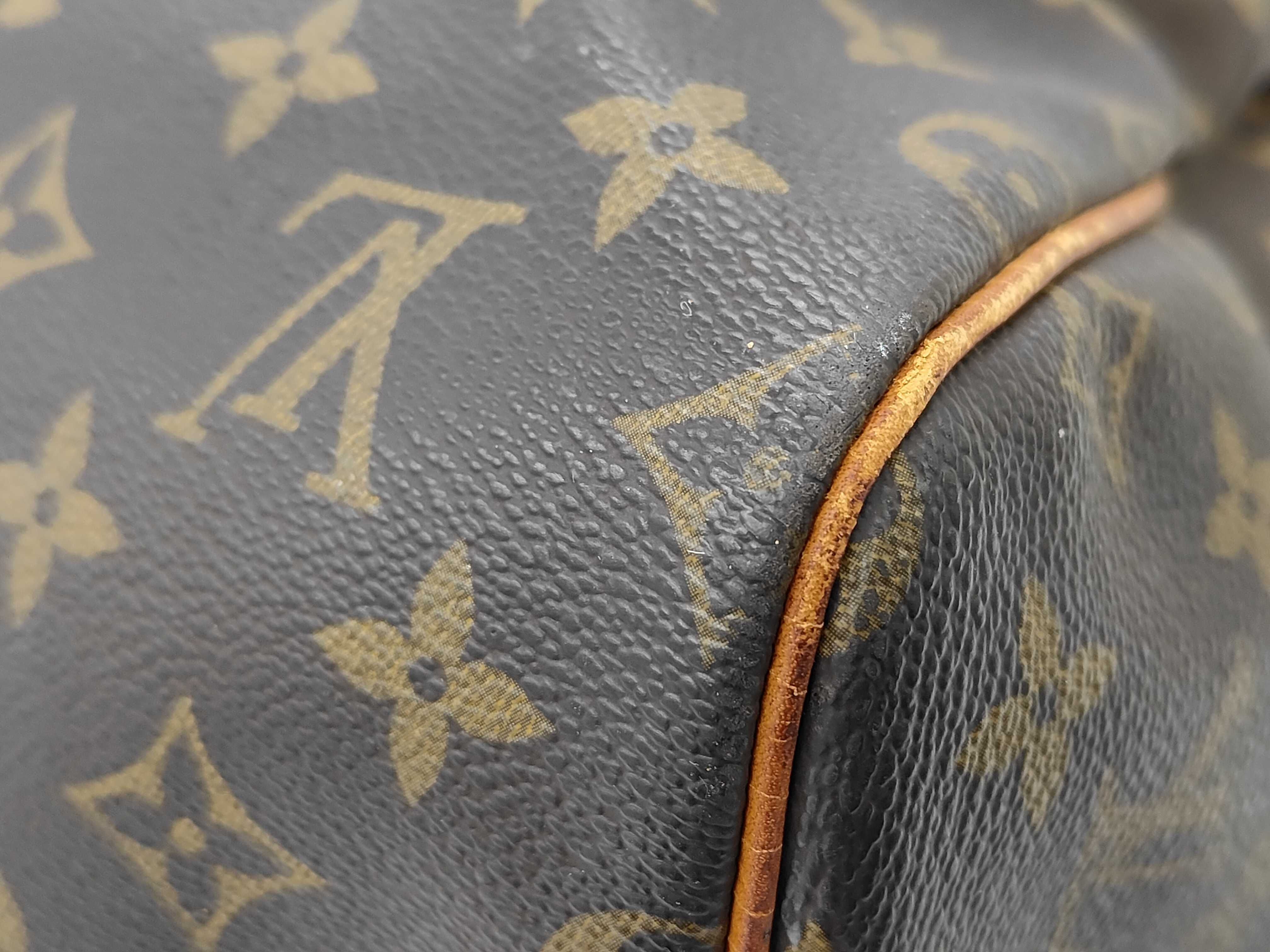 Monogram LV Bandoulière Boston Bag — view 6