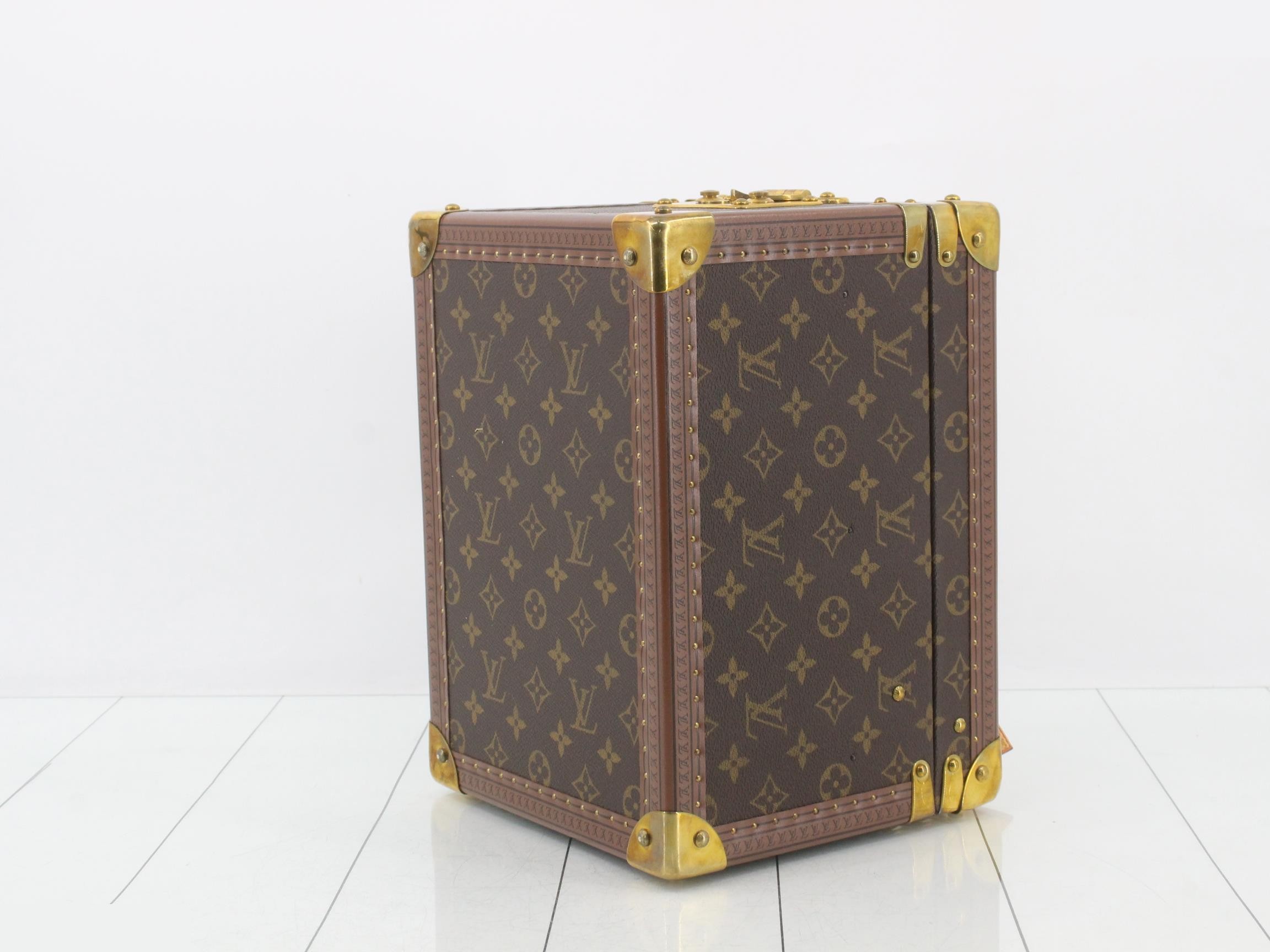 Boîte Flacon Cosmetic Case — view 6