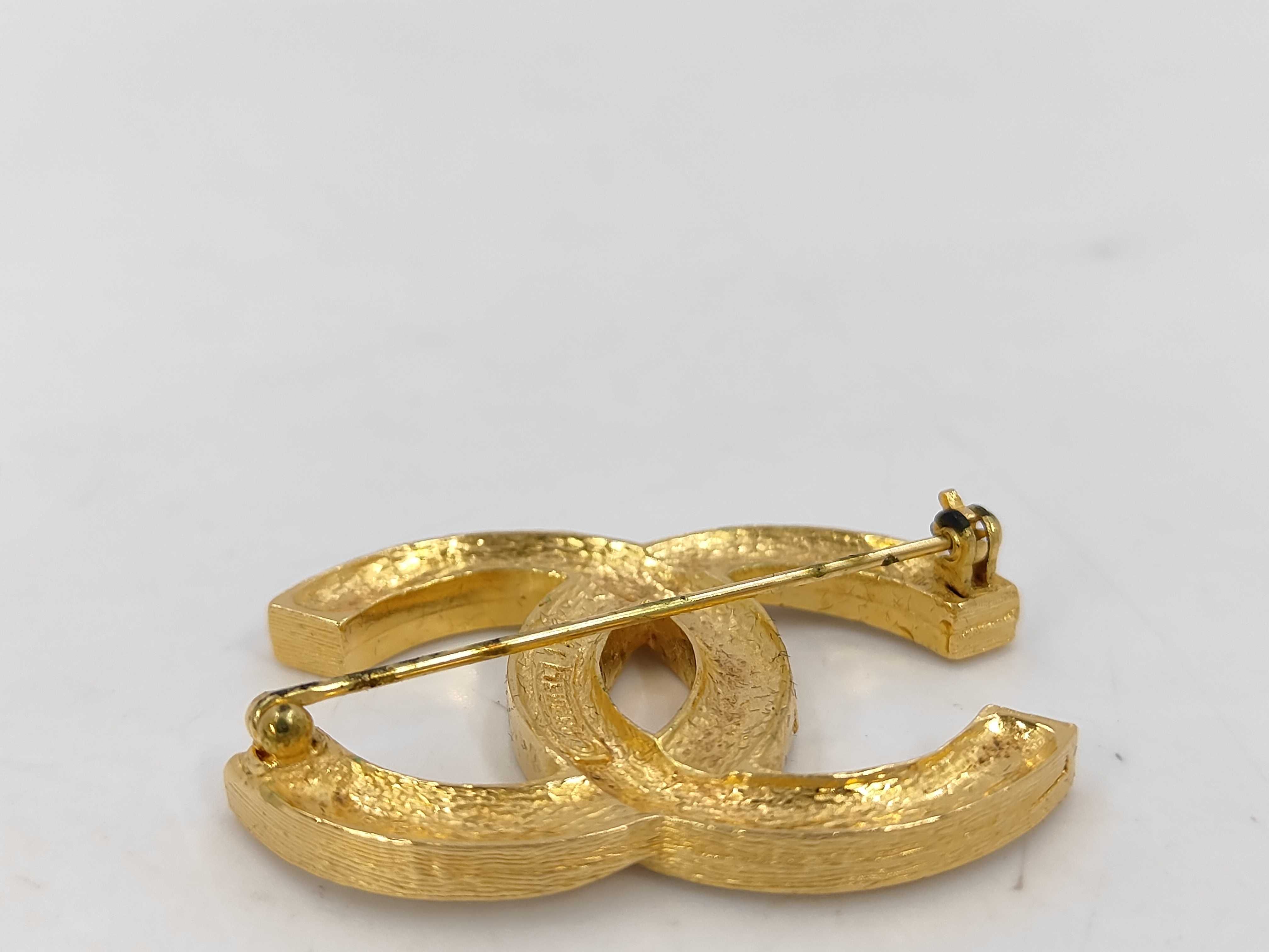 GP Brooch — view 3