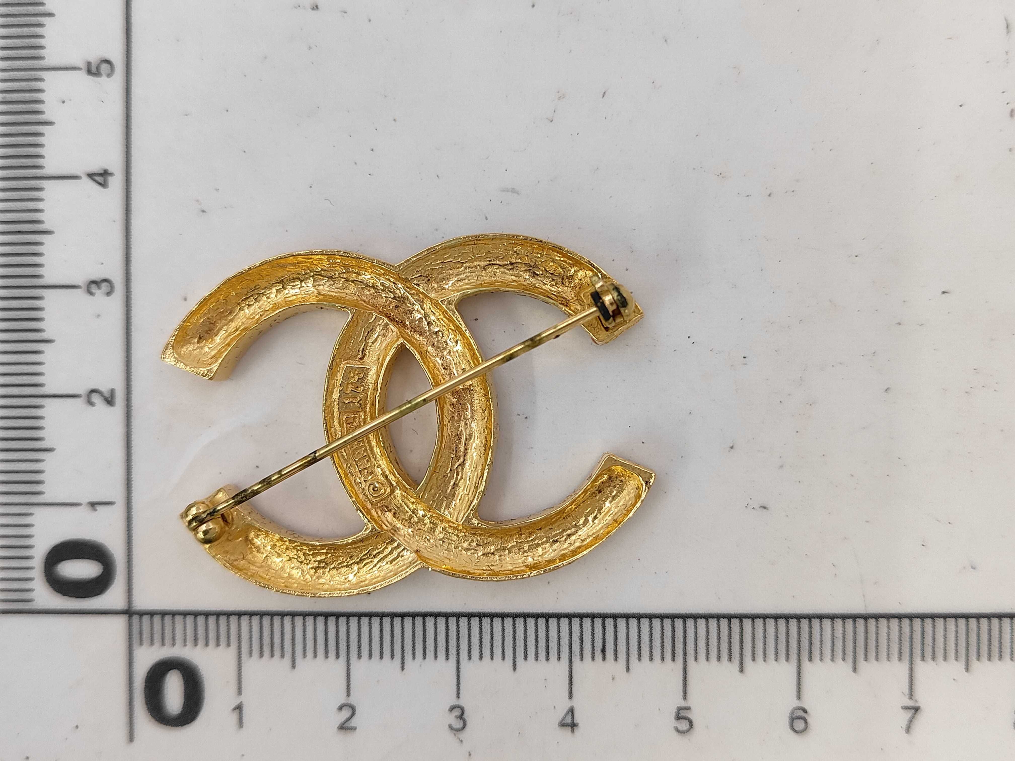 GP Brooch — view 5
