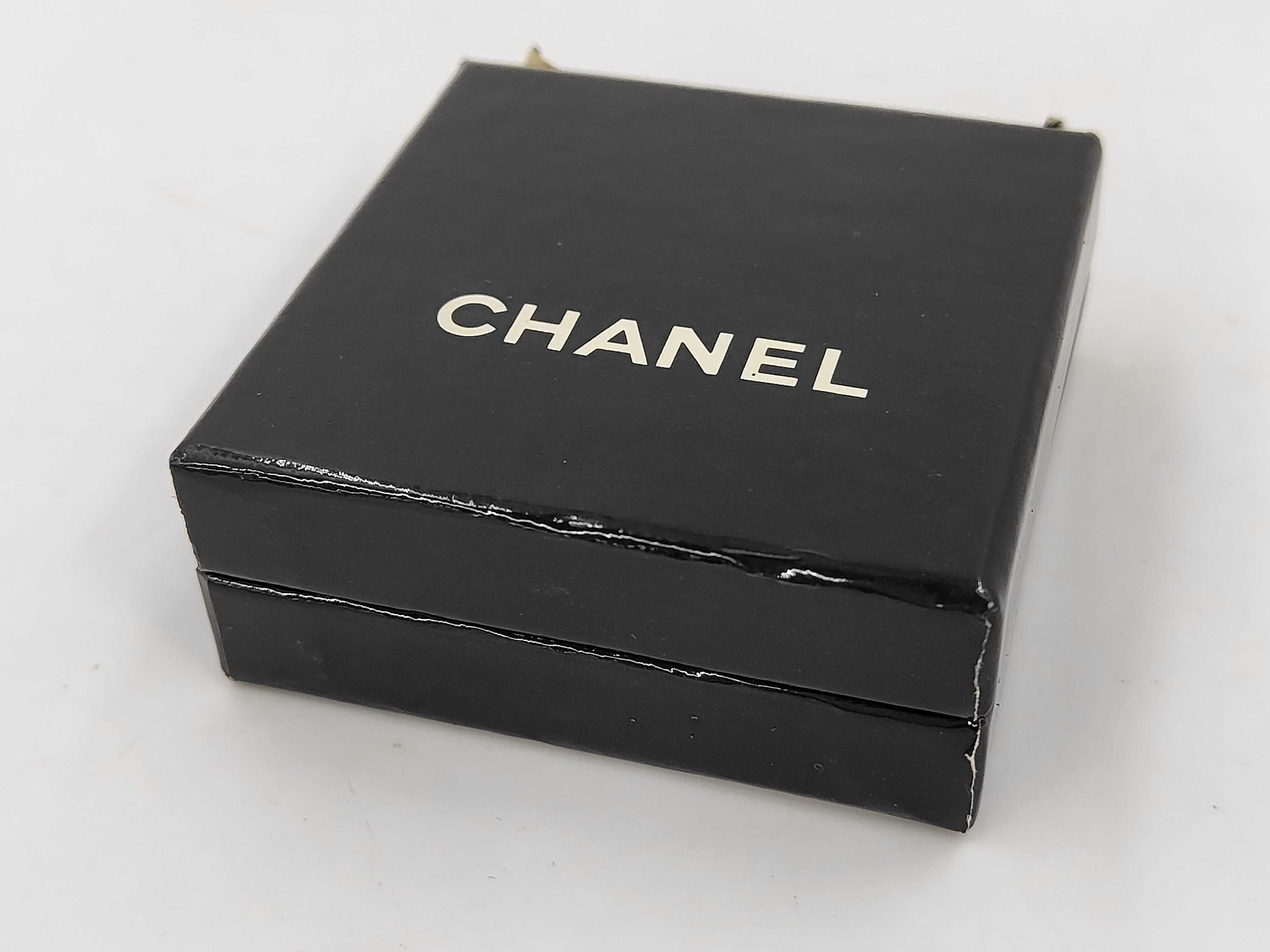 GP Brooch — view 6