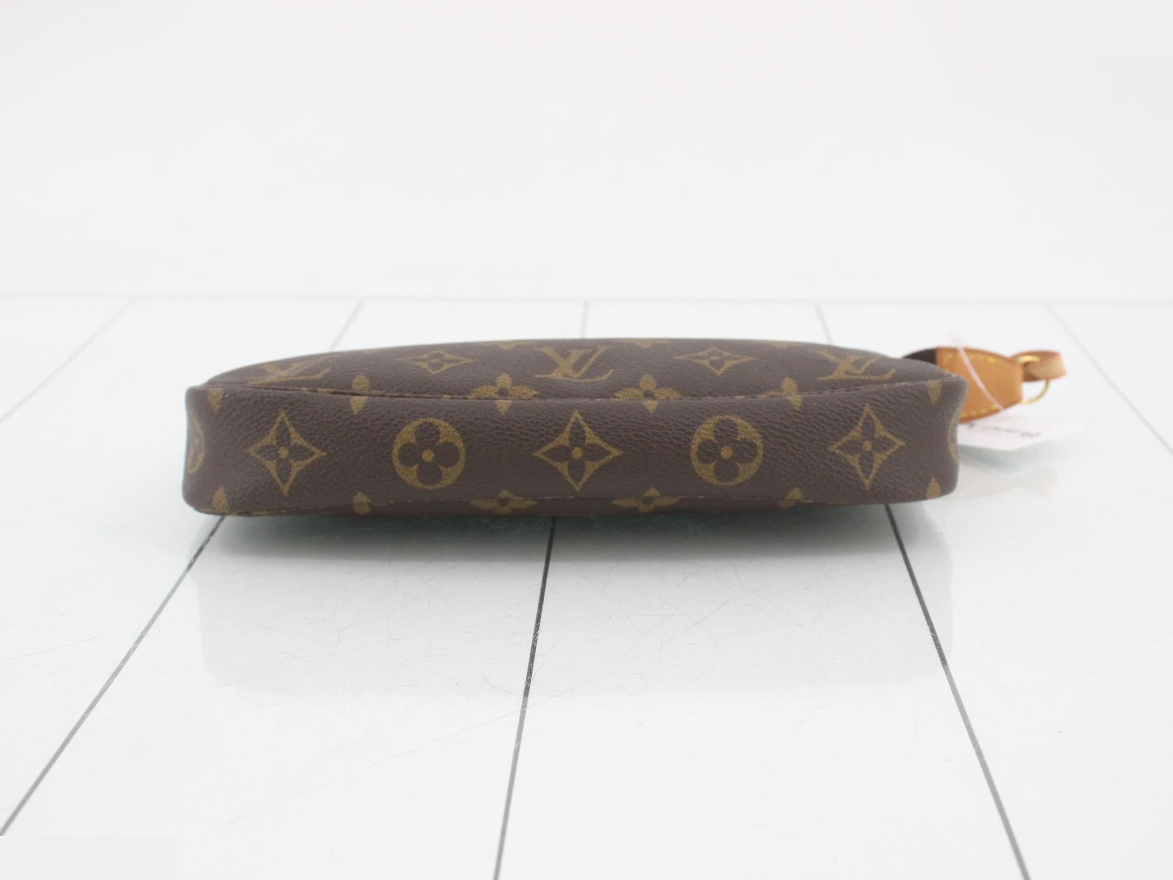 Monogram Accessoires — view 3