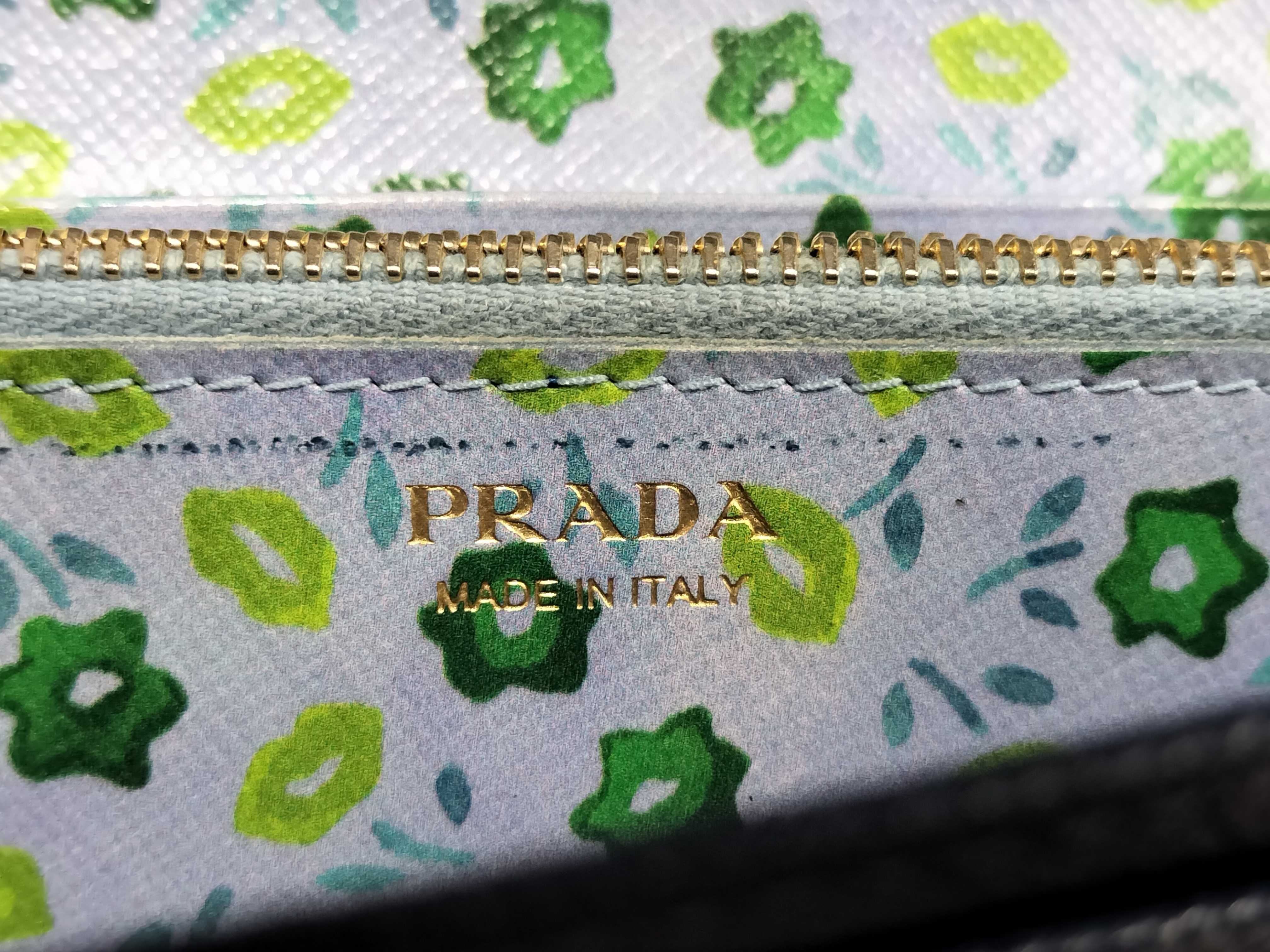 bi-fold long wallet 1MH132 with pass case — view 13
