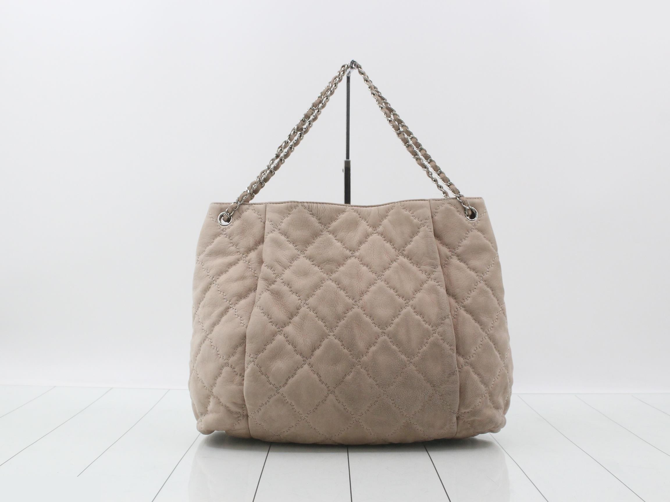 Matelassé (bag) - Shoulder bag — view 2
