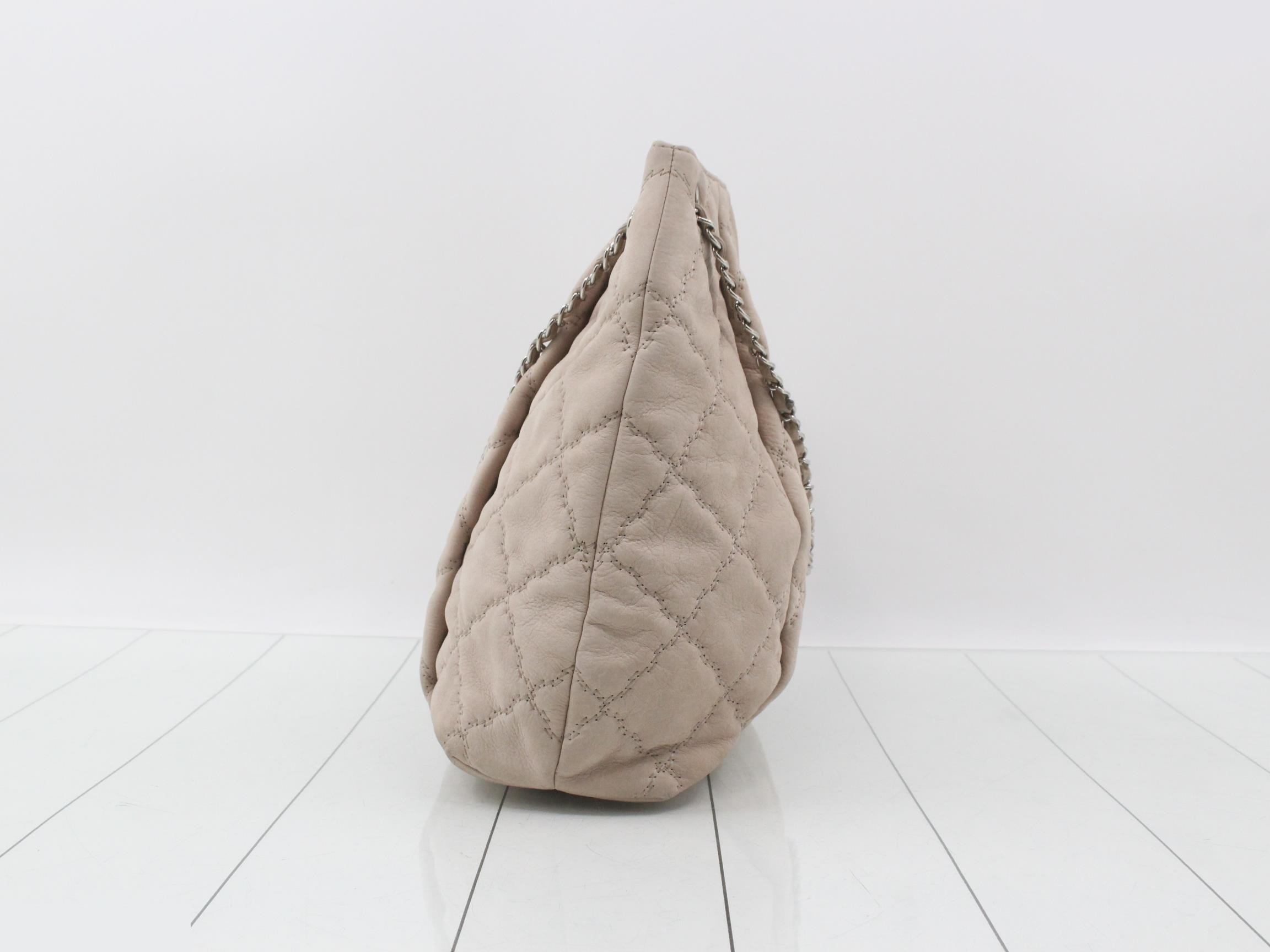 Matelassé (bag) - Shoulder bag — view 3