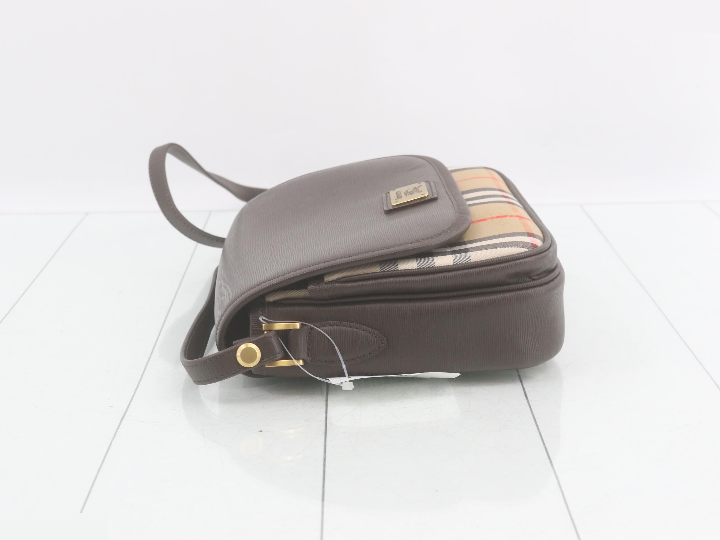 Shoulder bag, Nova Check pattern, brown canvas and leather. — view 4