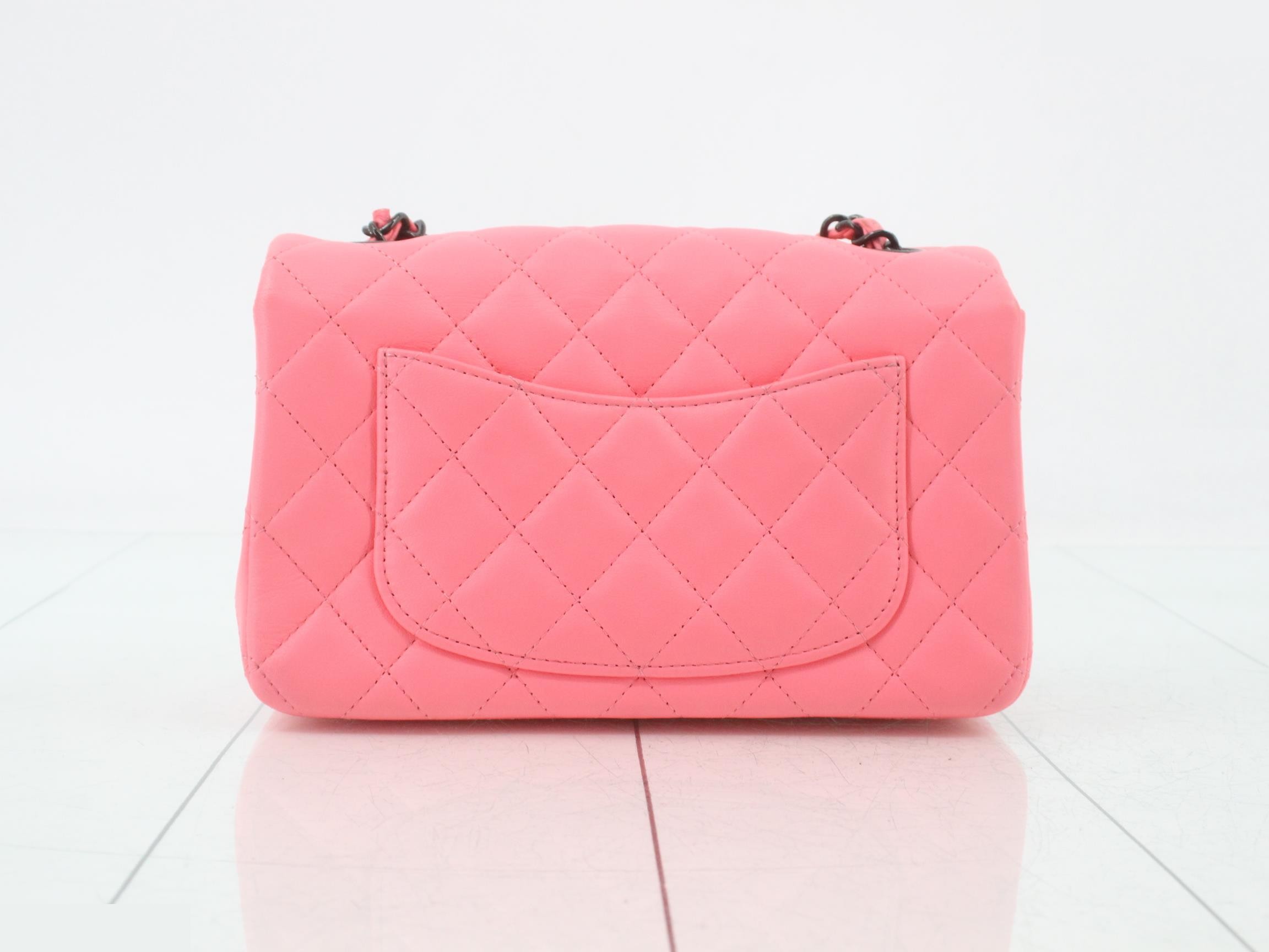 Matelassé (bag) - Shoulder bag — view 2