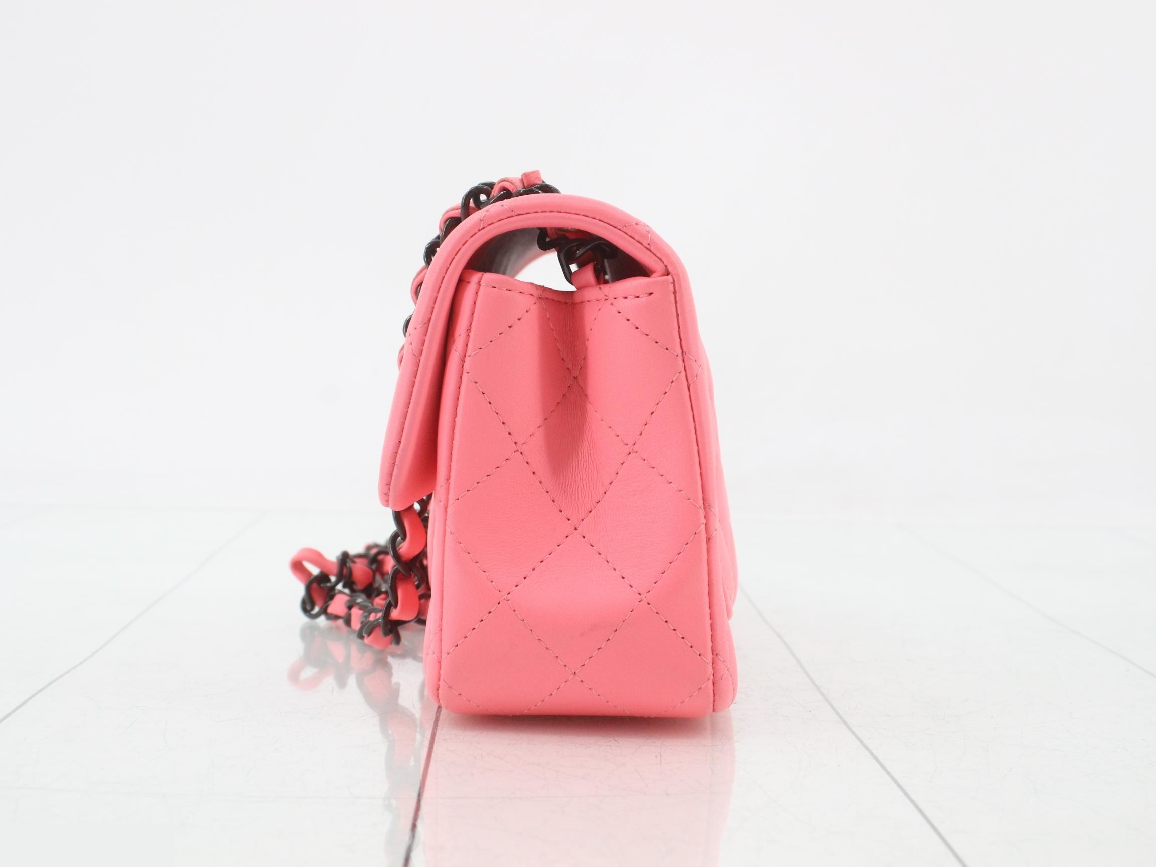 Matelassé (bag) - Shoulder bag — view 3