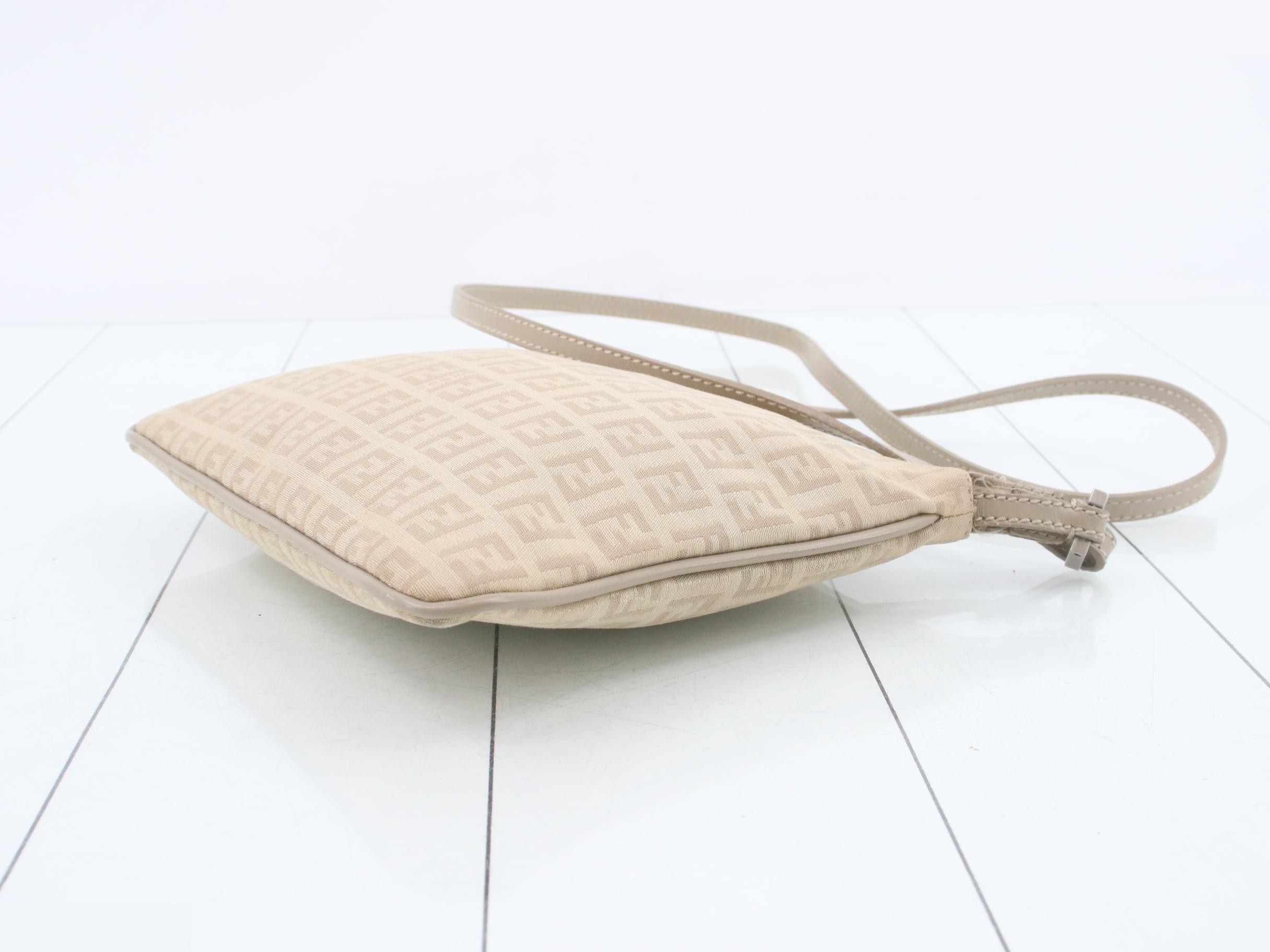 Zucchino Shoulder Bag — view 6