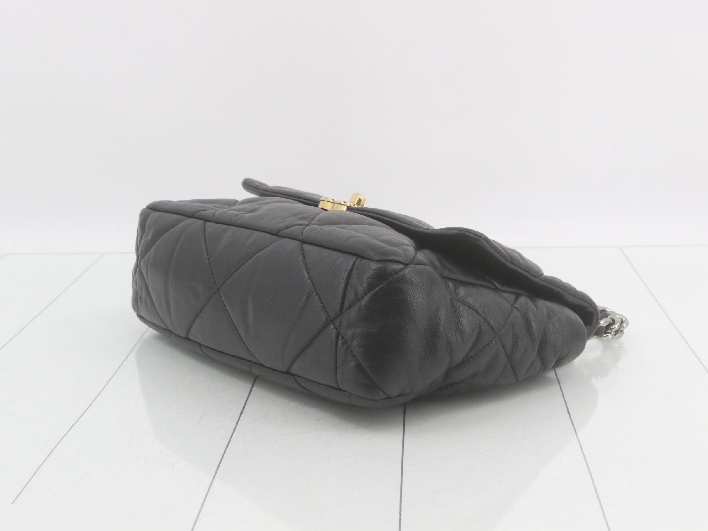 19 Leather 2-Way Chain Shoulder/Handbag — view 6