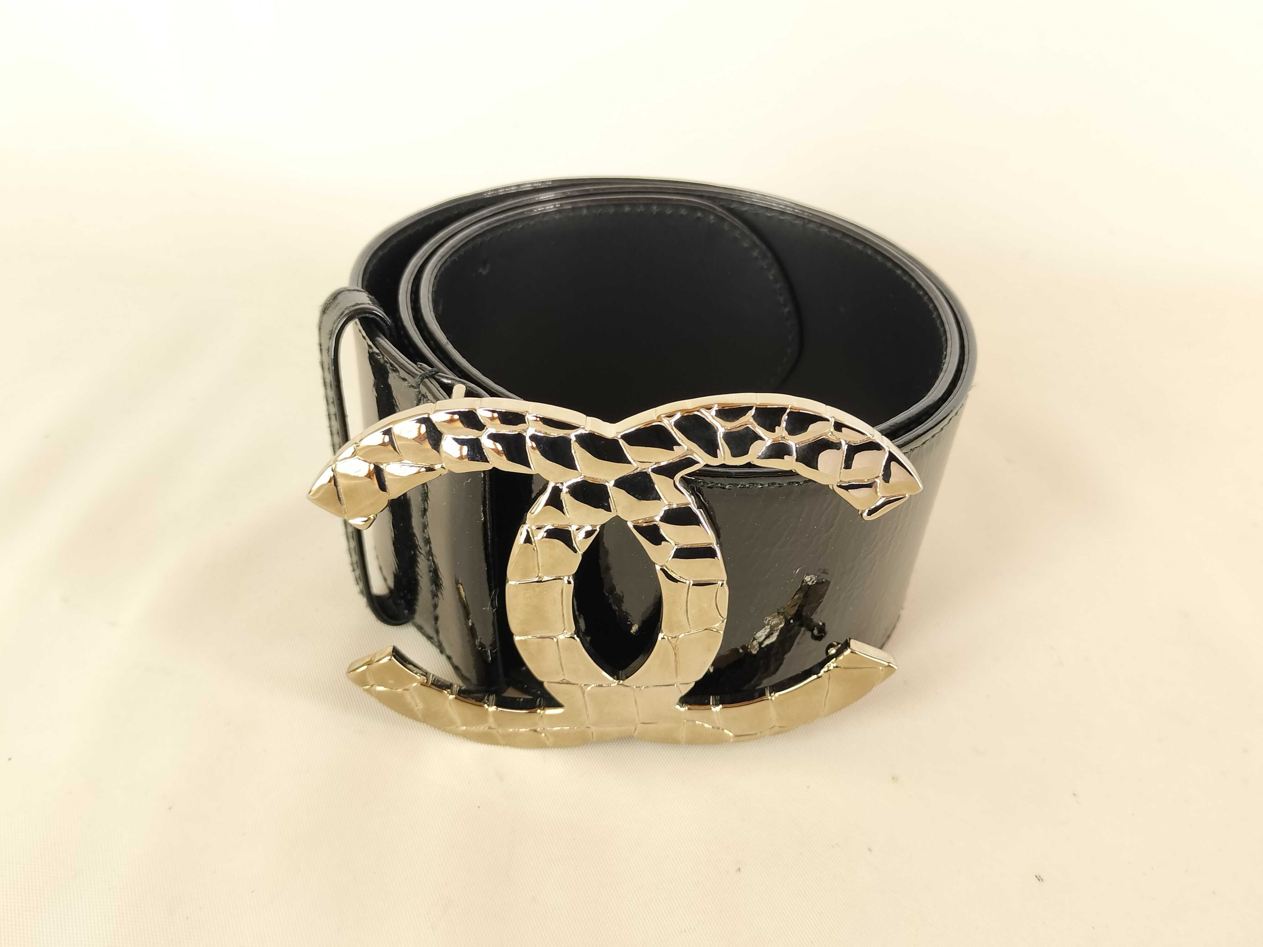 07P Coco Big Enamel Belt