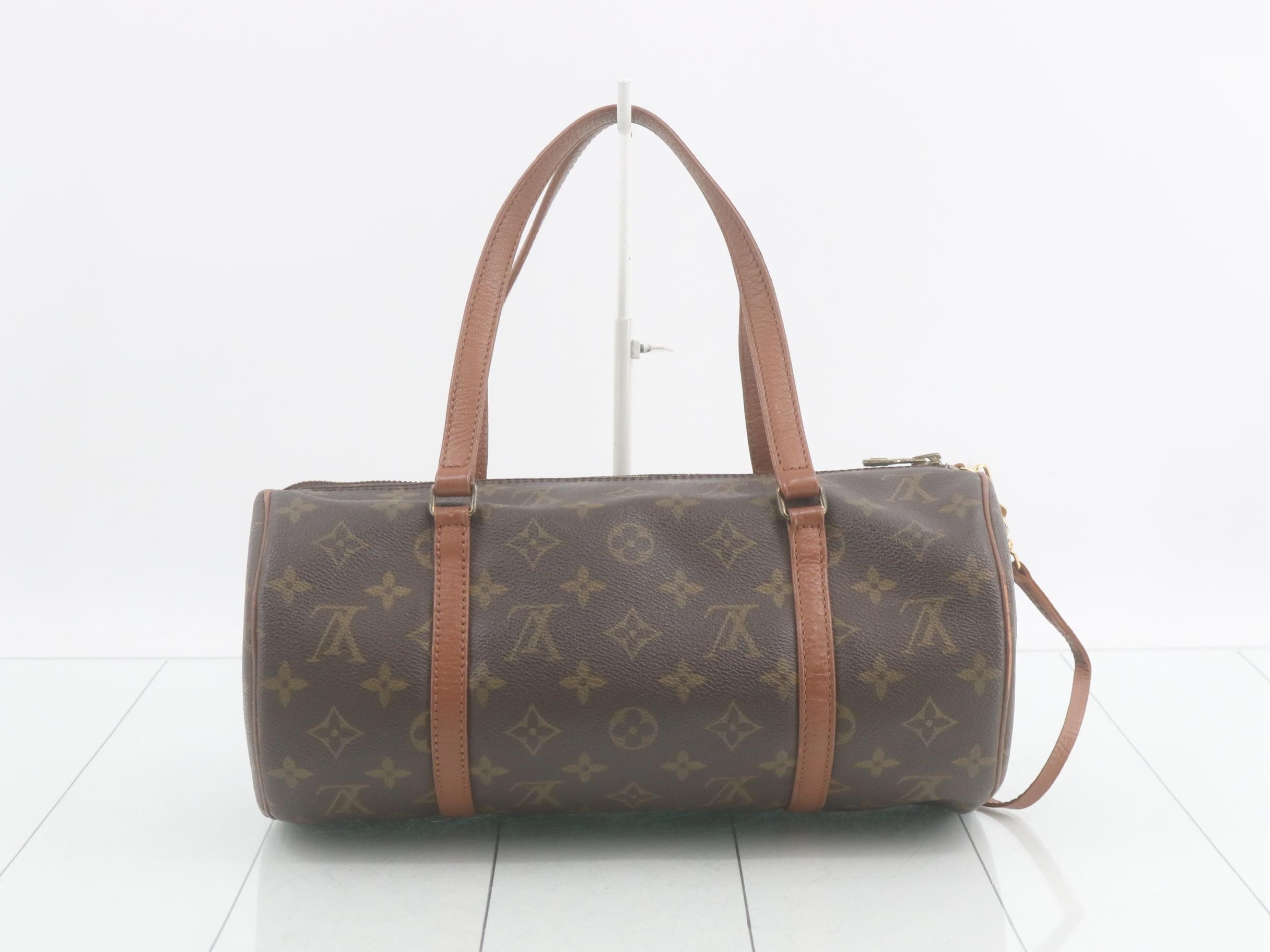 Papillon 30 with pouch — view 2