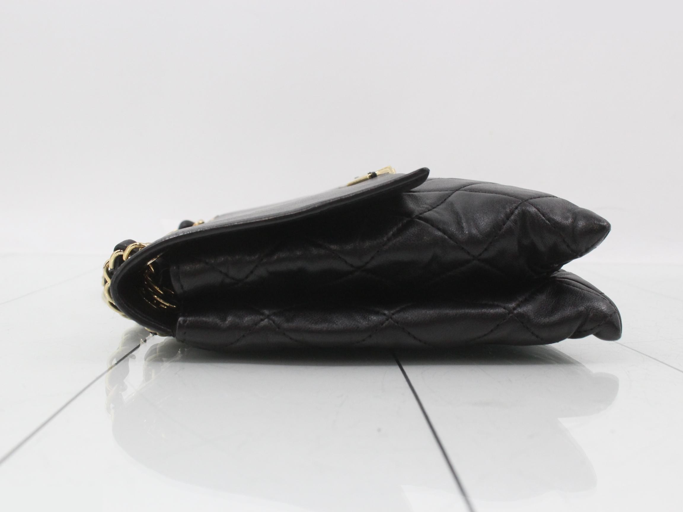 Leather, logo hardware, chain shoulder bag — view 4