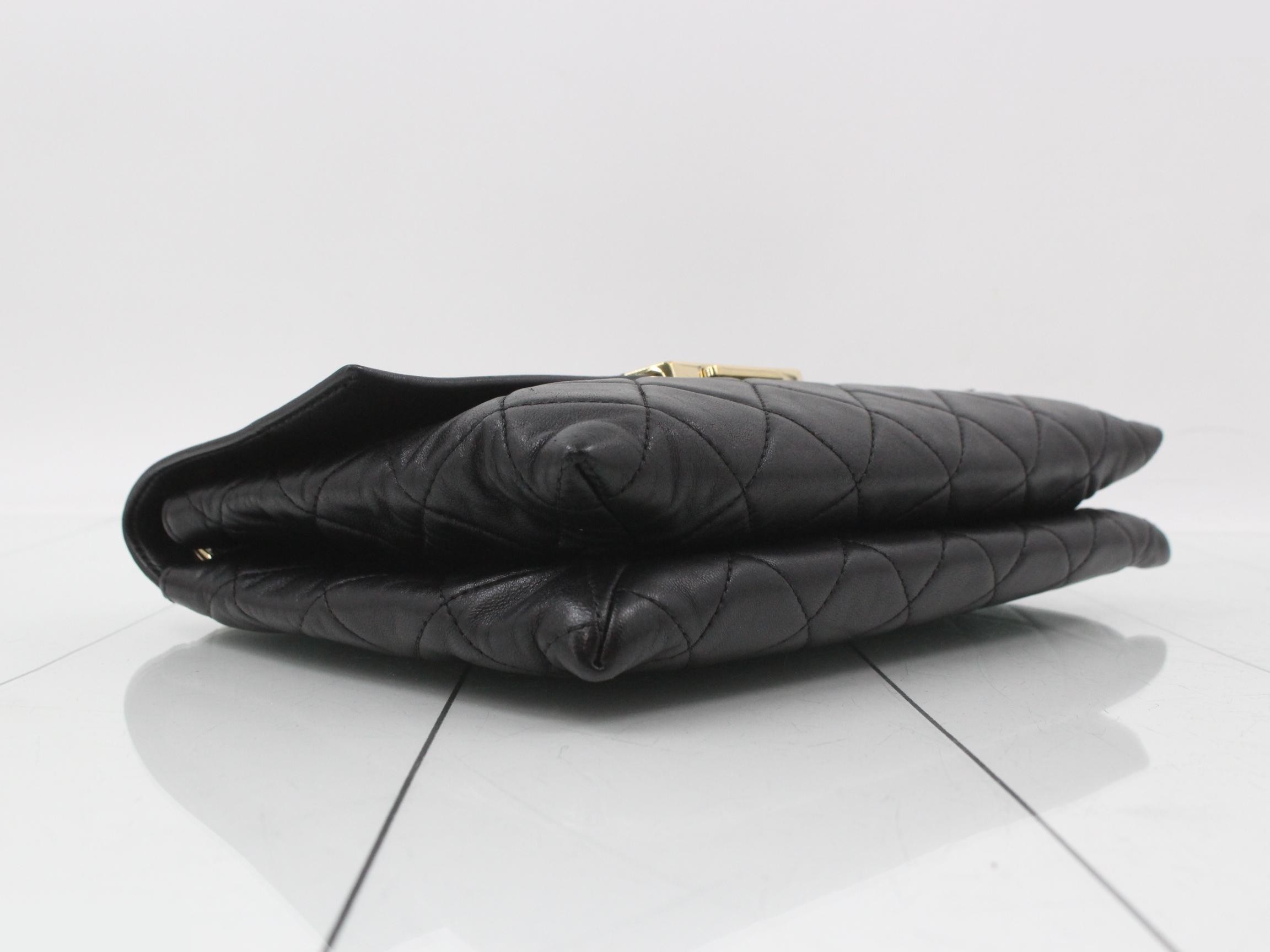 Leather, logo hardware, chain shoulder bag — view 5
