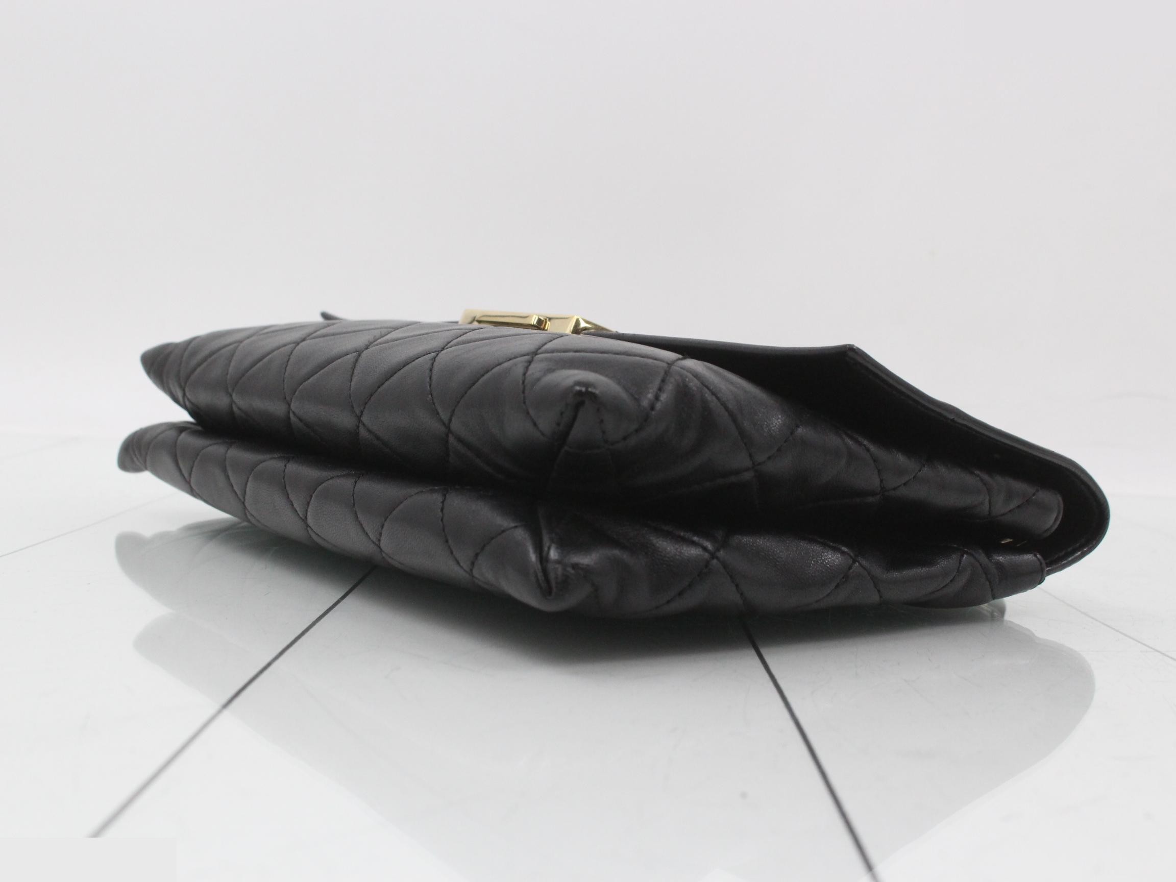 Leather, logo hardware, chain shoulder bag — view 6