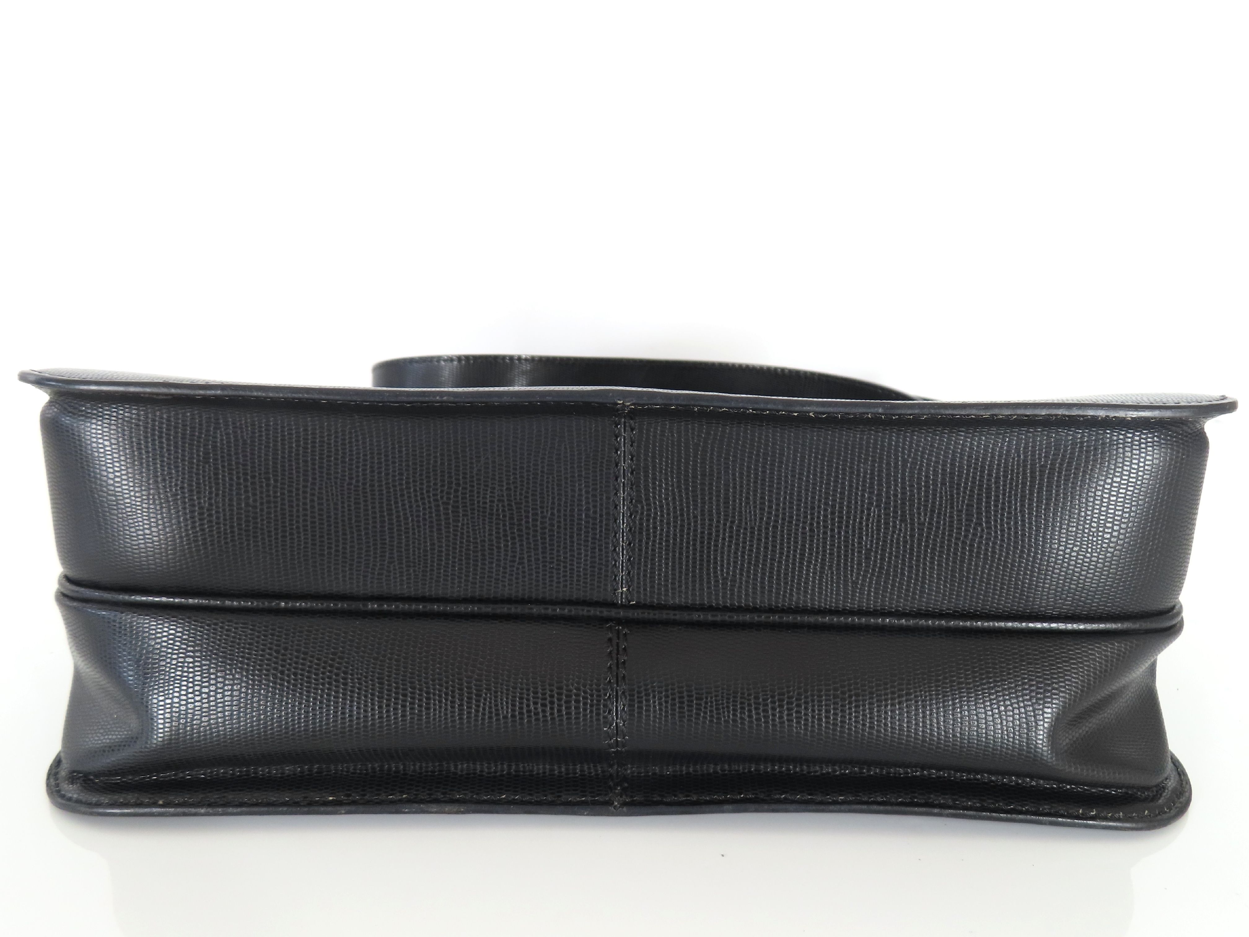 Circle Logo Leather Hand Shoulder Bag — view 7