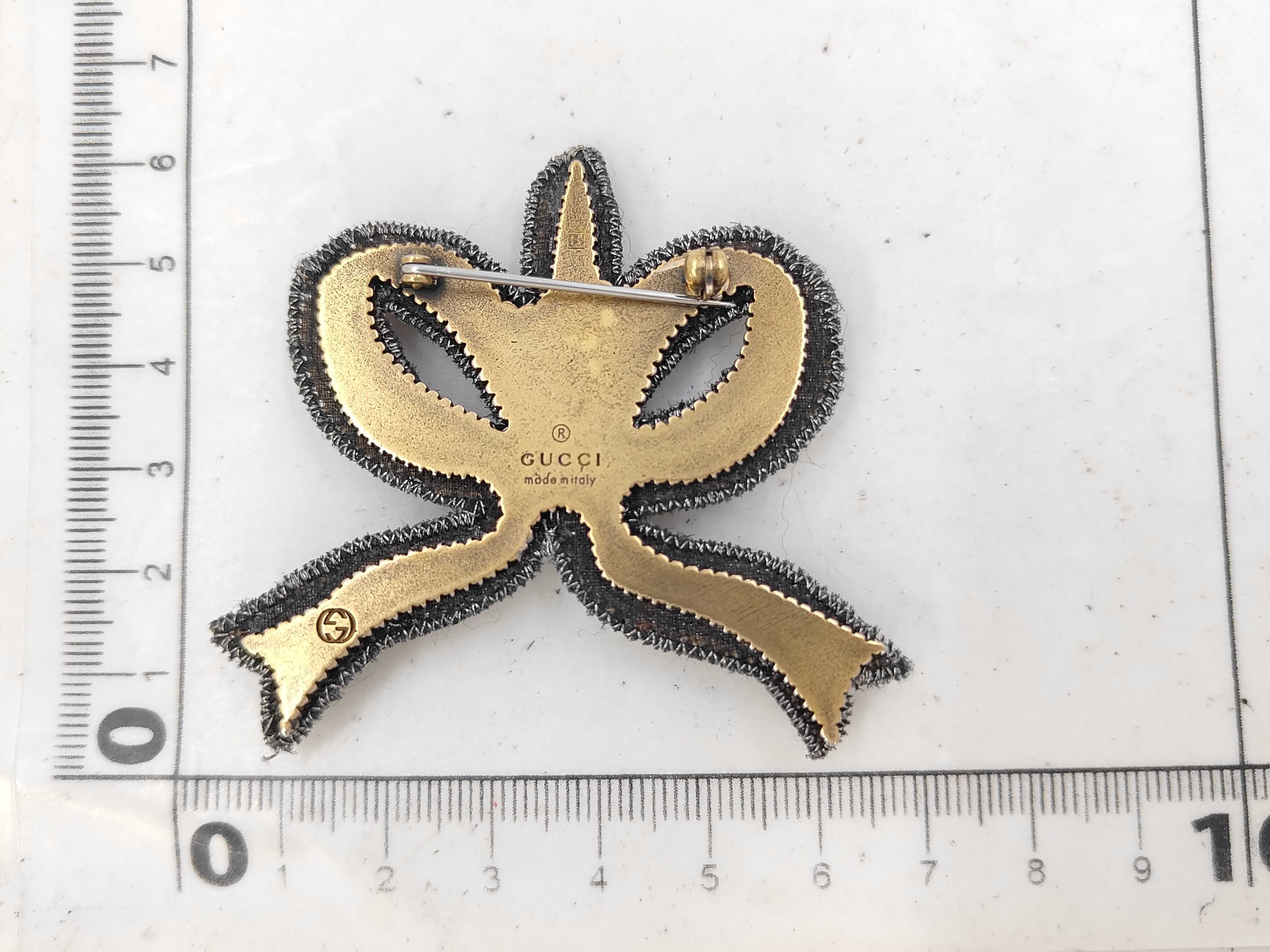 Brooch — view 2