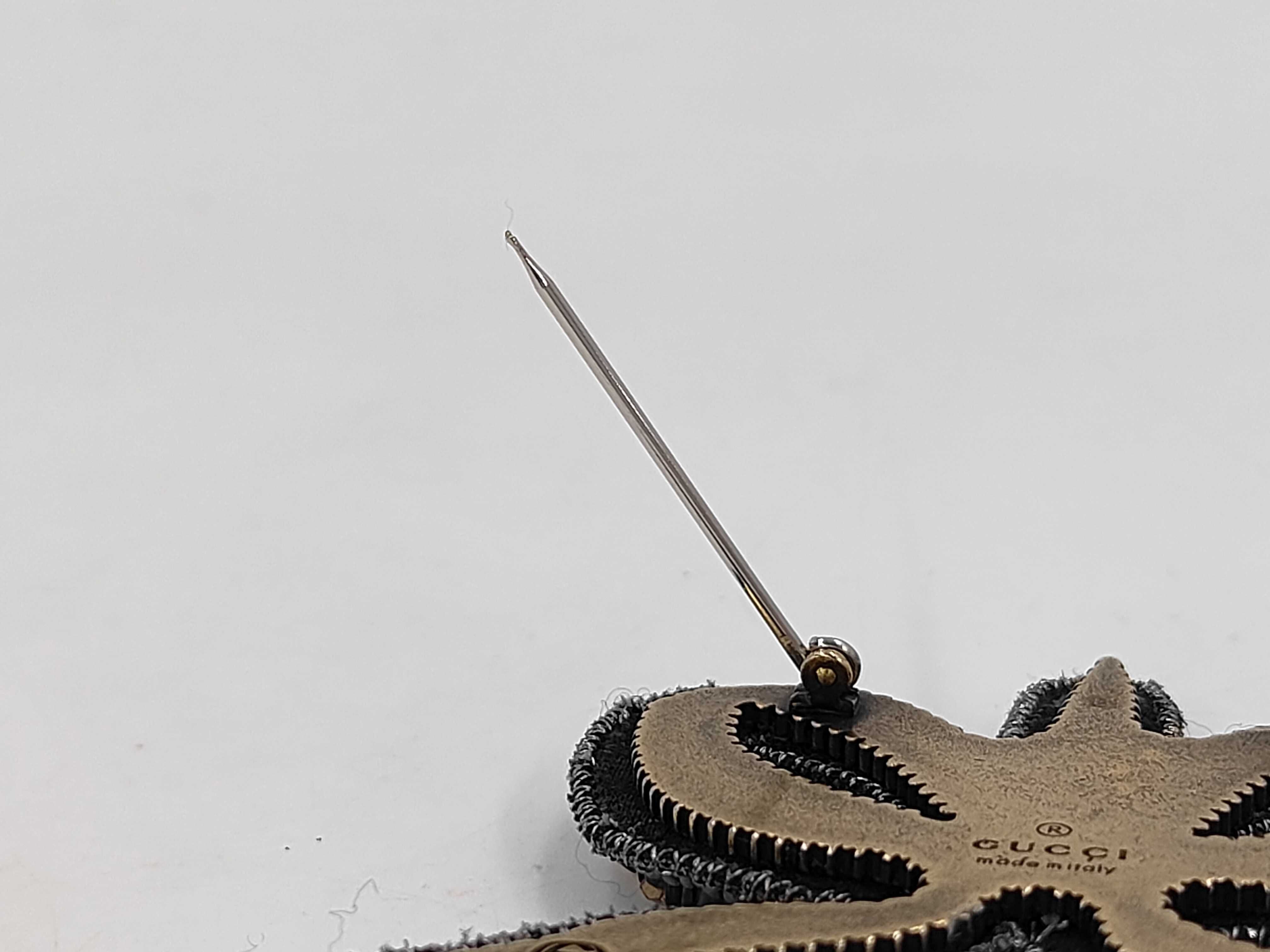 Brooch — view 4