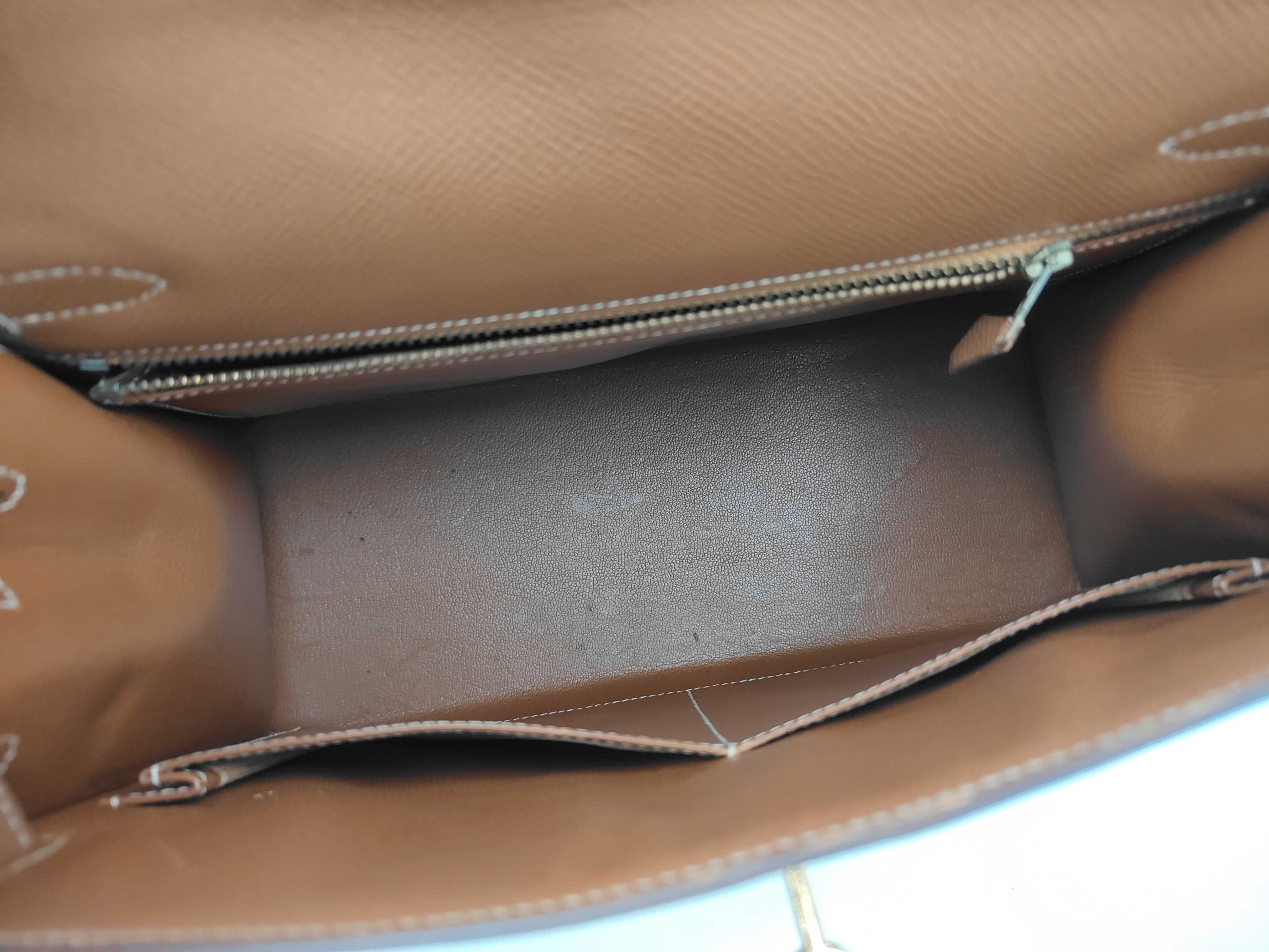 Kelly 28, external stitching, Courchevel leather, gold hardware, V stamp, handbag — view 8