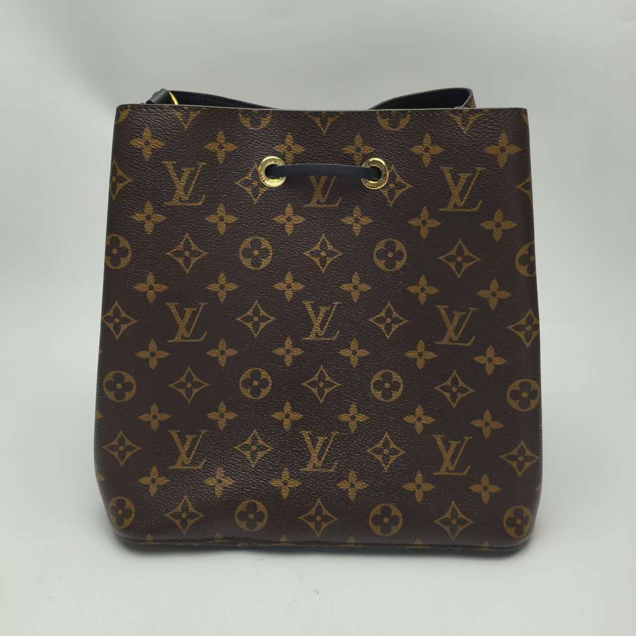 【*Shipped from: China*】LOUIS VUITTON NeoNoe PU Shoulder Bag — view 2