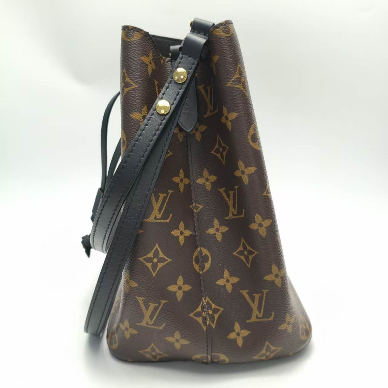 【*Shipped from: China*】LOUIS VUITTON NeoNoe PU Shoulder Bag — view 4