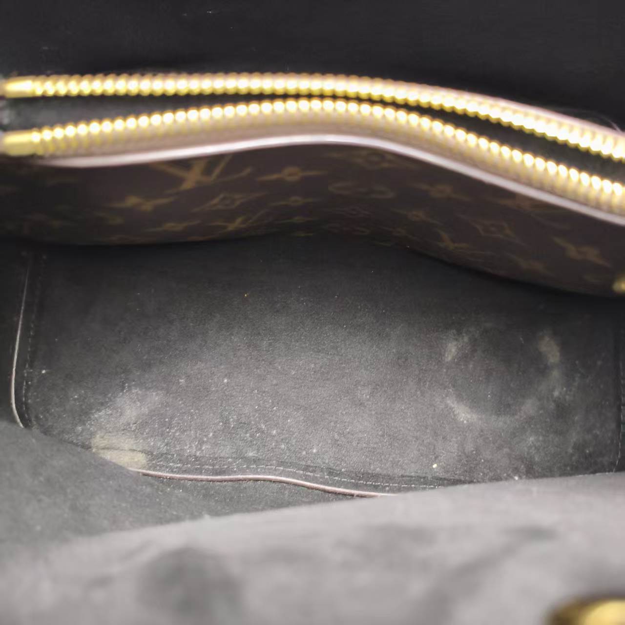 【*Shipped from: China*】LOUIS VUITTON NeoNoe PU Shoulder Bag — view 9